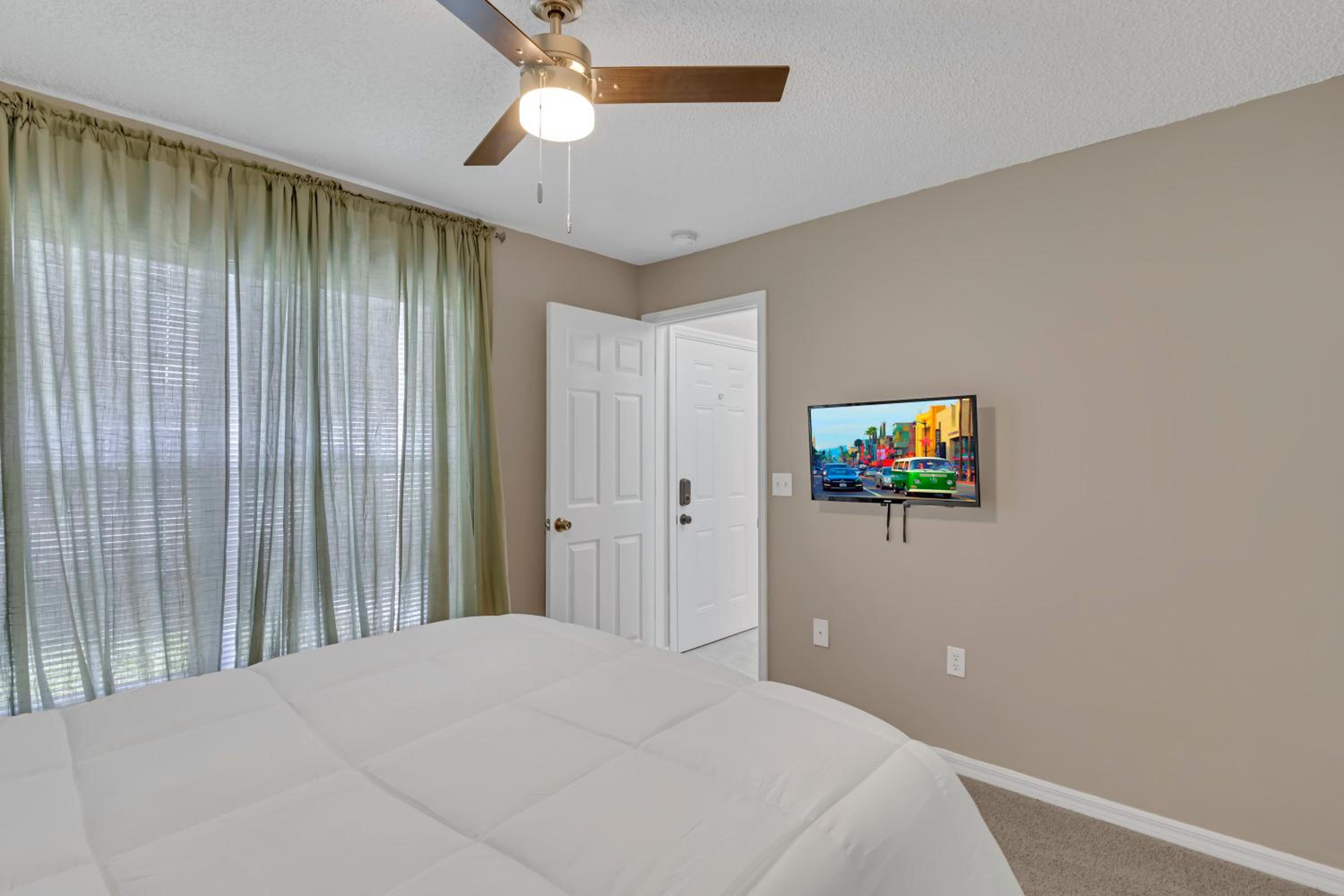 Disney Themed House Free Heated Pool close Disney 5br 9bd