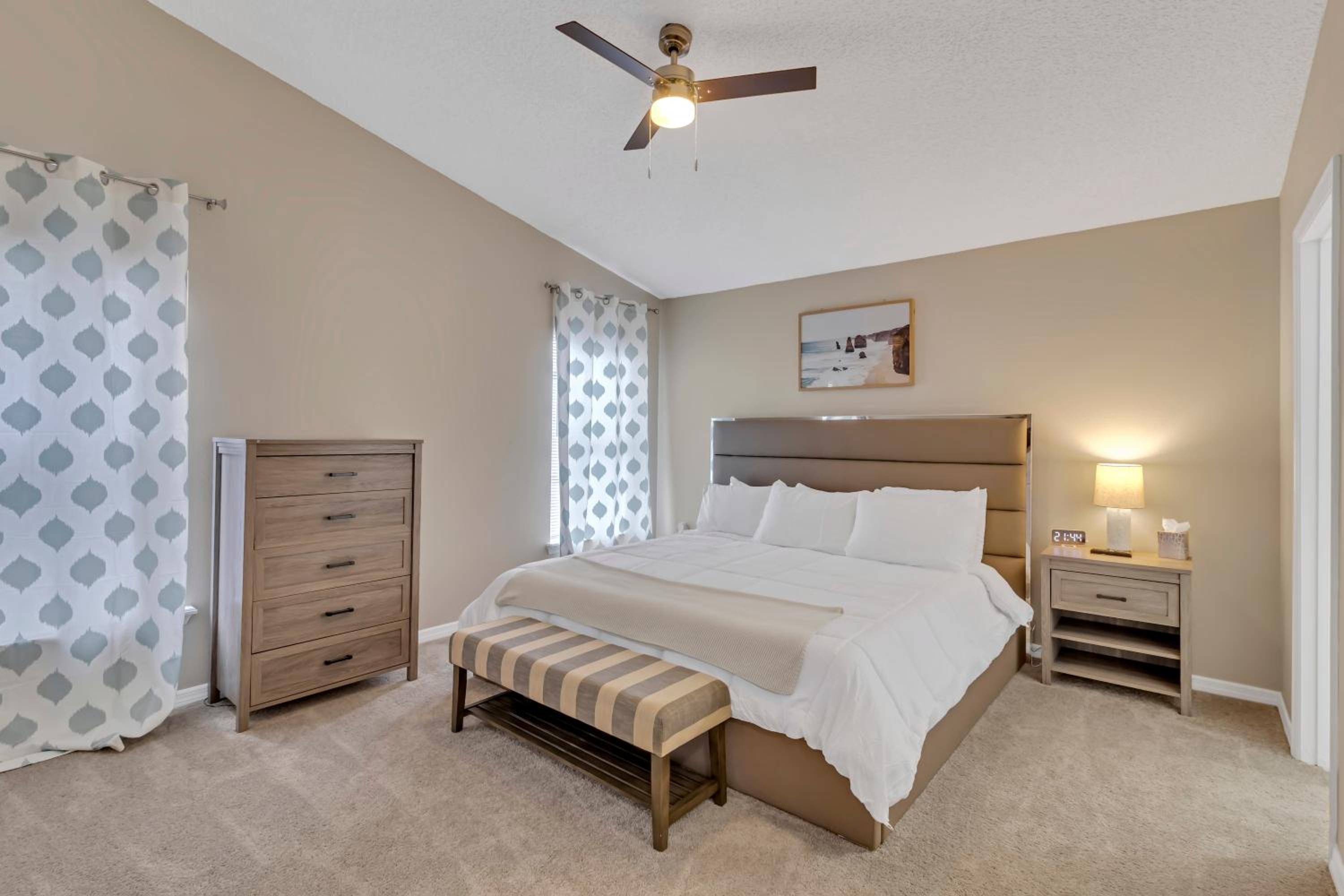 Disney Themed House Free Heated Pool close Disney 5br 9bd