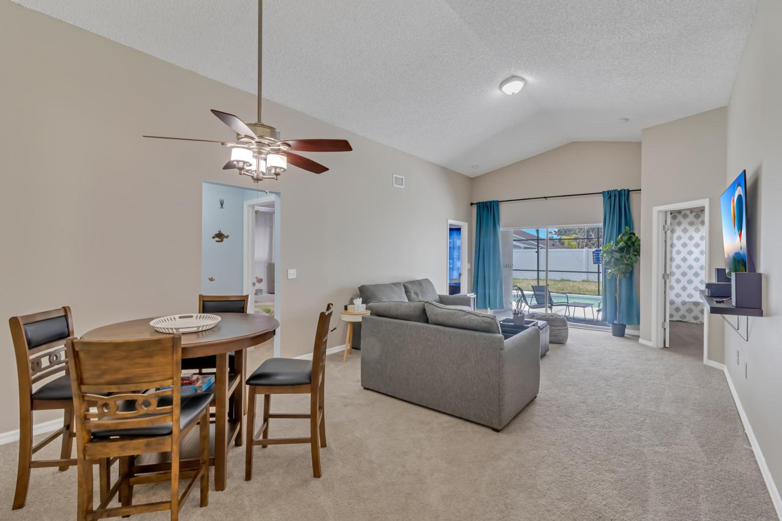 Disney Themed House Free Heated Pool close Disney 5br 9bd