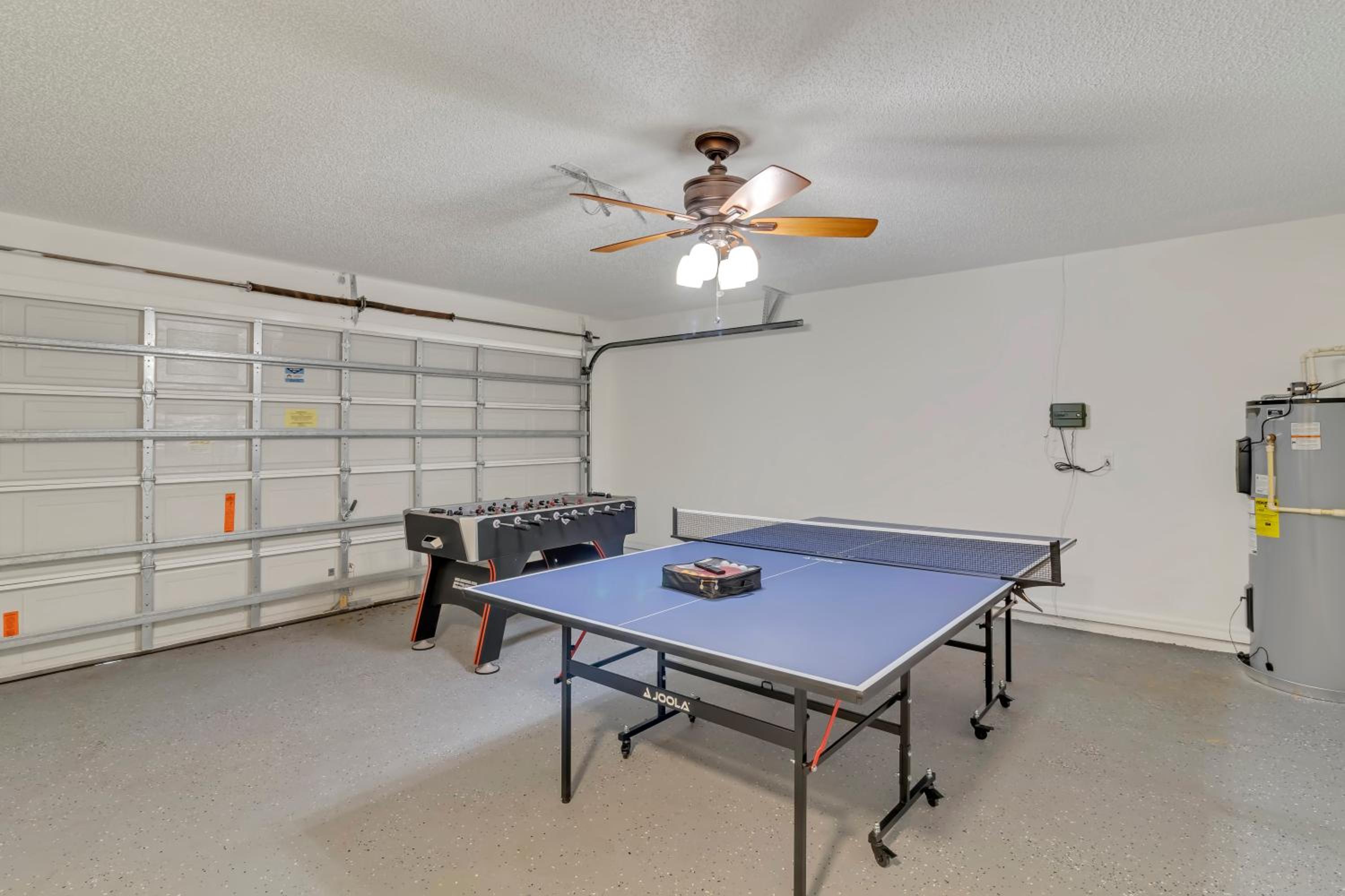 Disney Themed House Free Heated Pool close Disney 5br 9bd