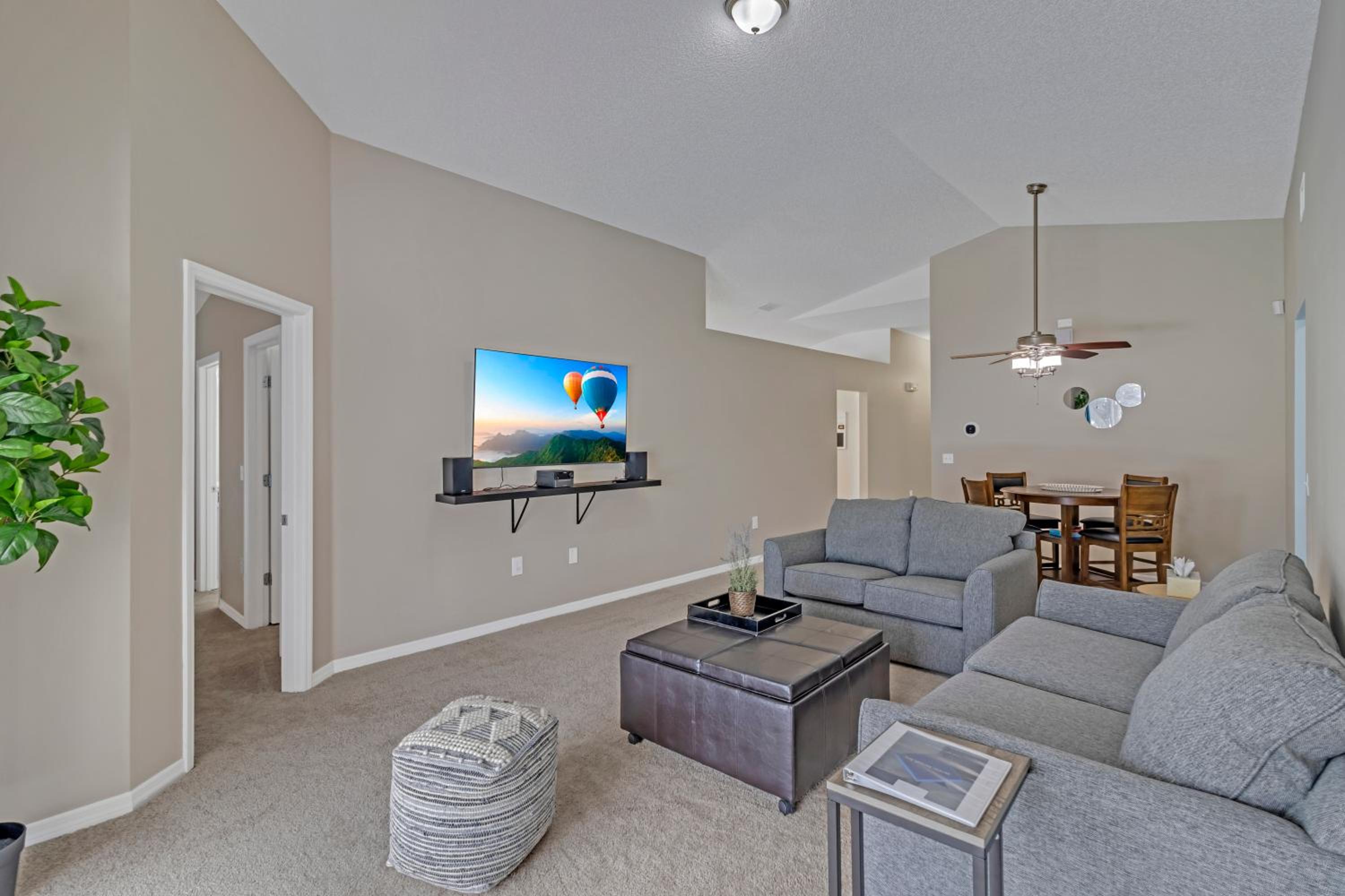 Disney Themed House Free Heated Pool close Disney 5br 9bd