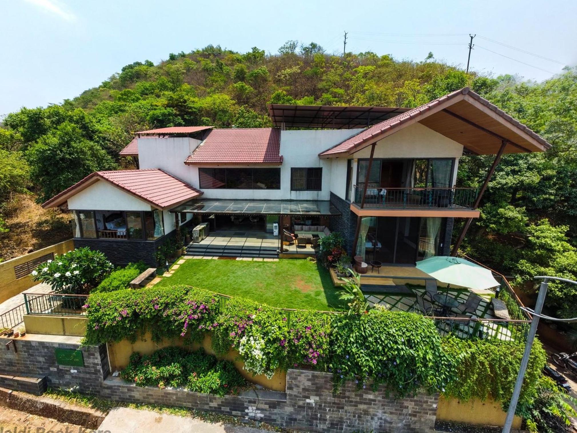 Soul Tree Villa 50 Super Luxury Villa with heated plunge pool and jacuzzi view 3