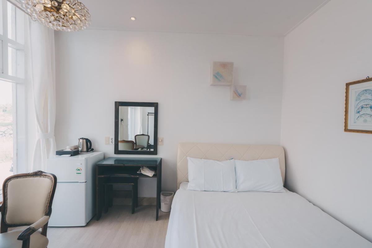 Hotel White House 14