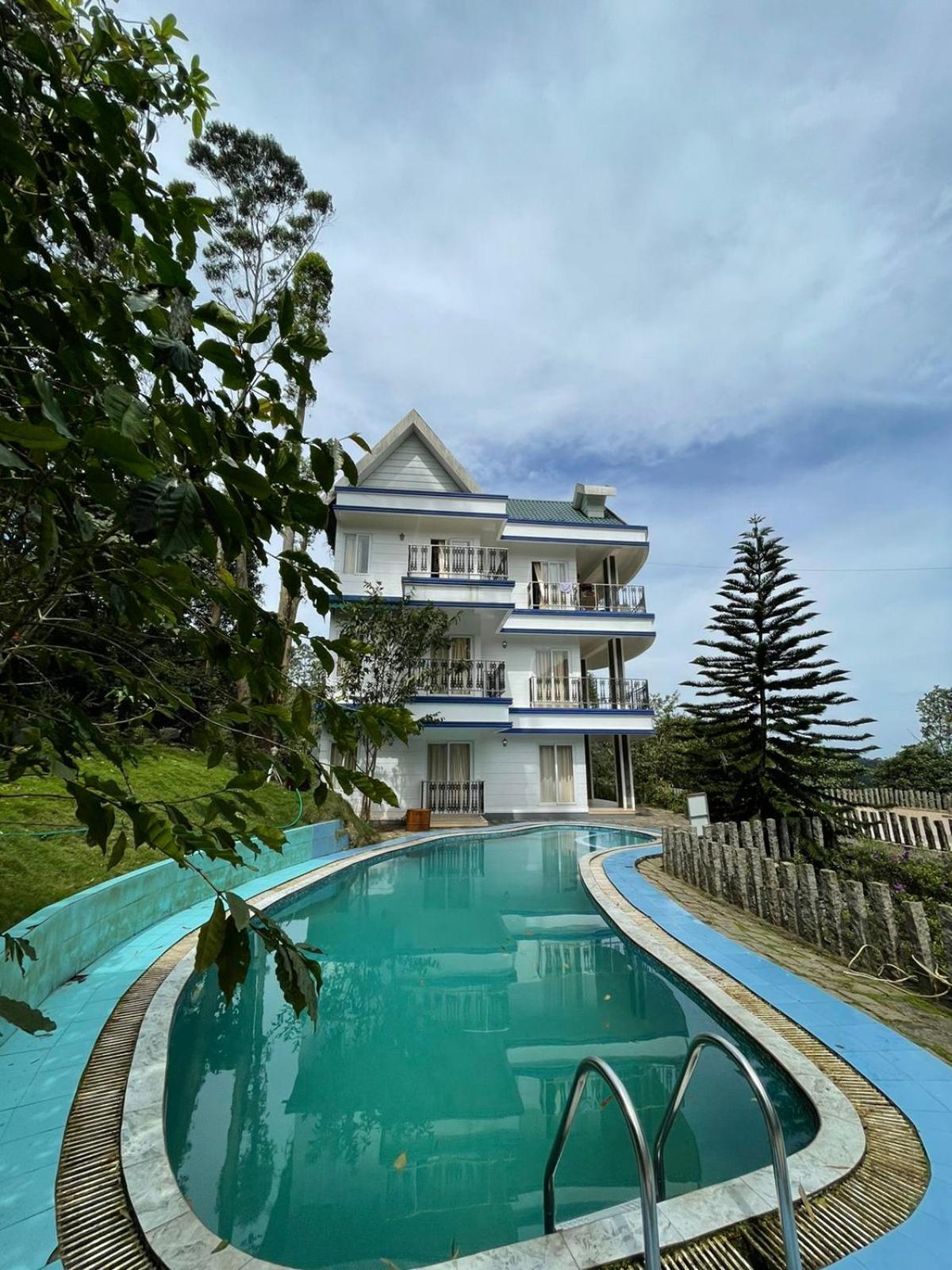 Munnar Vacations - The Heights Munnar - Property Image 1
