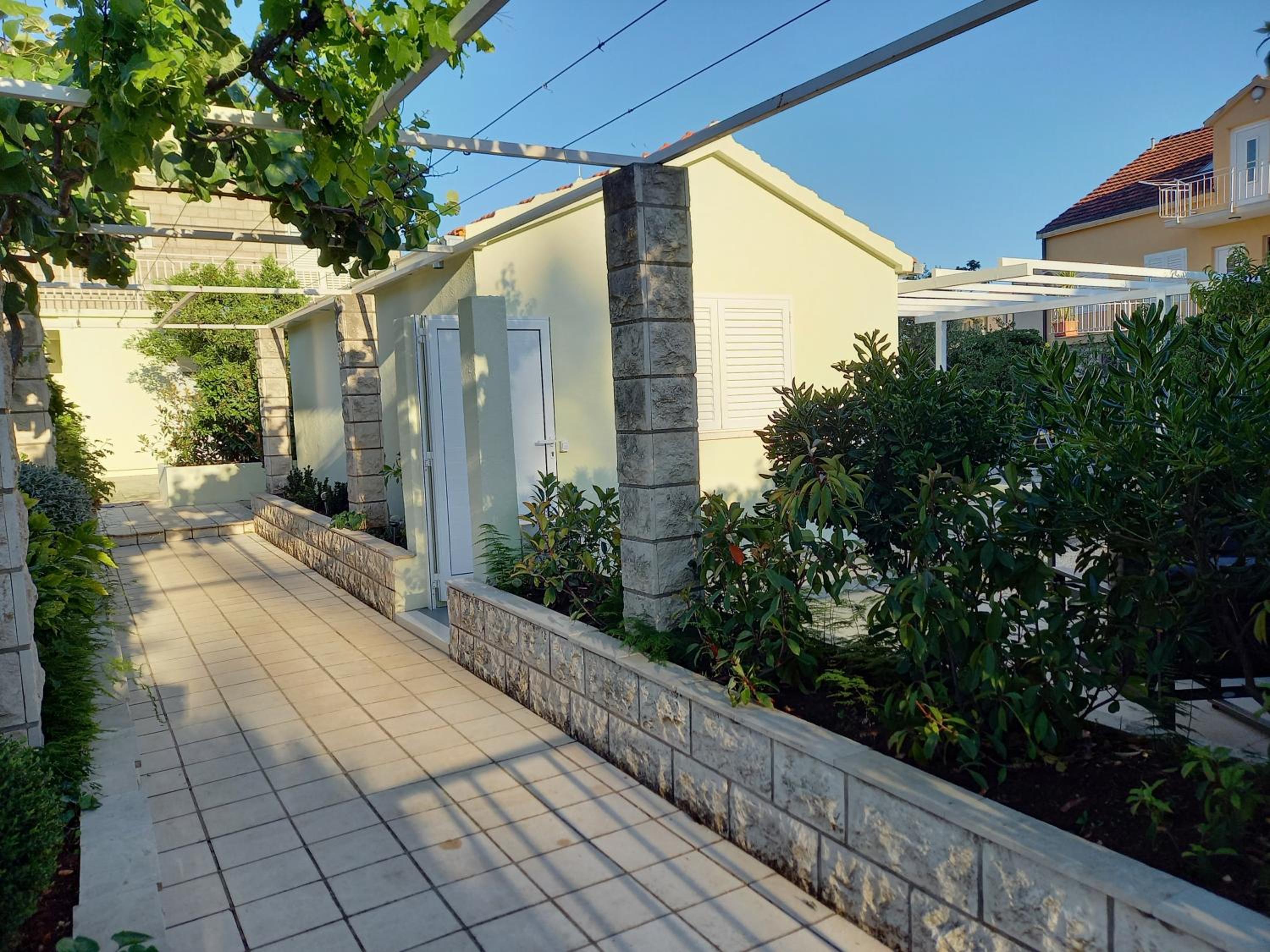 Apartman LUCIJA view 2
