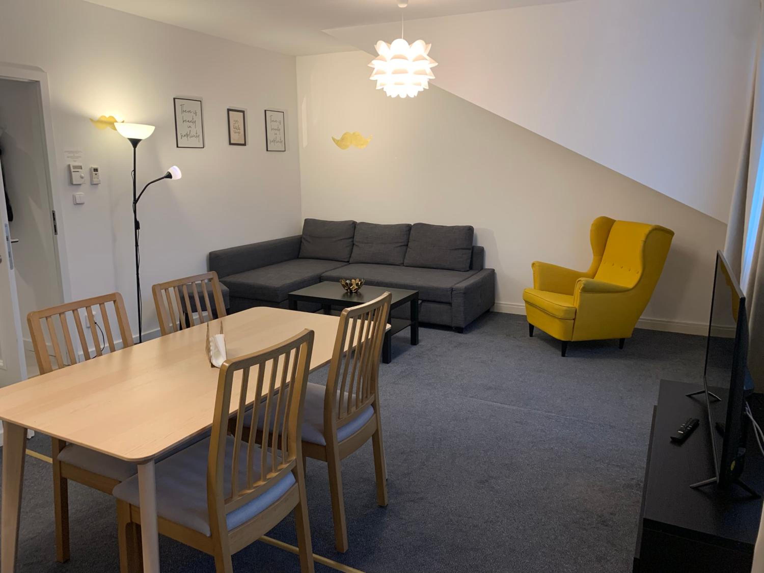 Little Tom Apartments