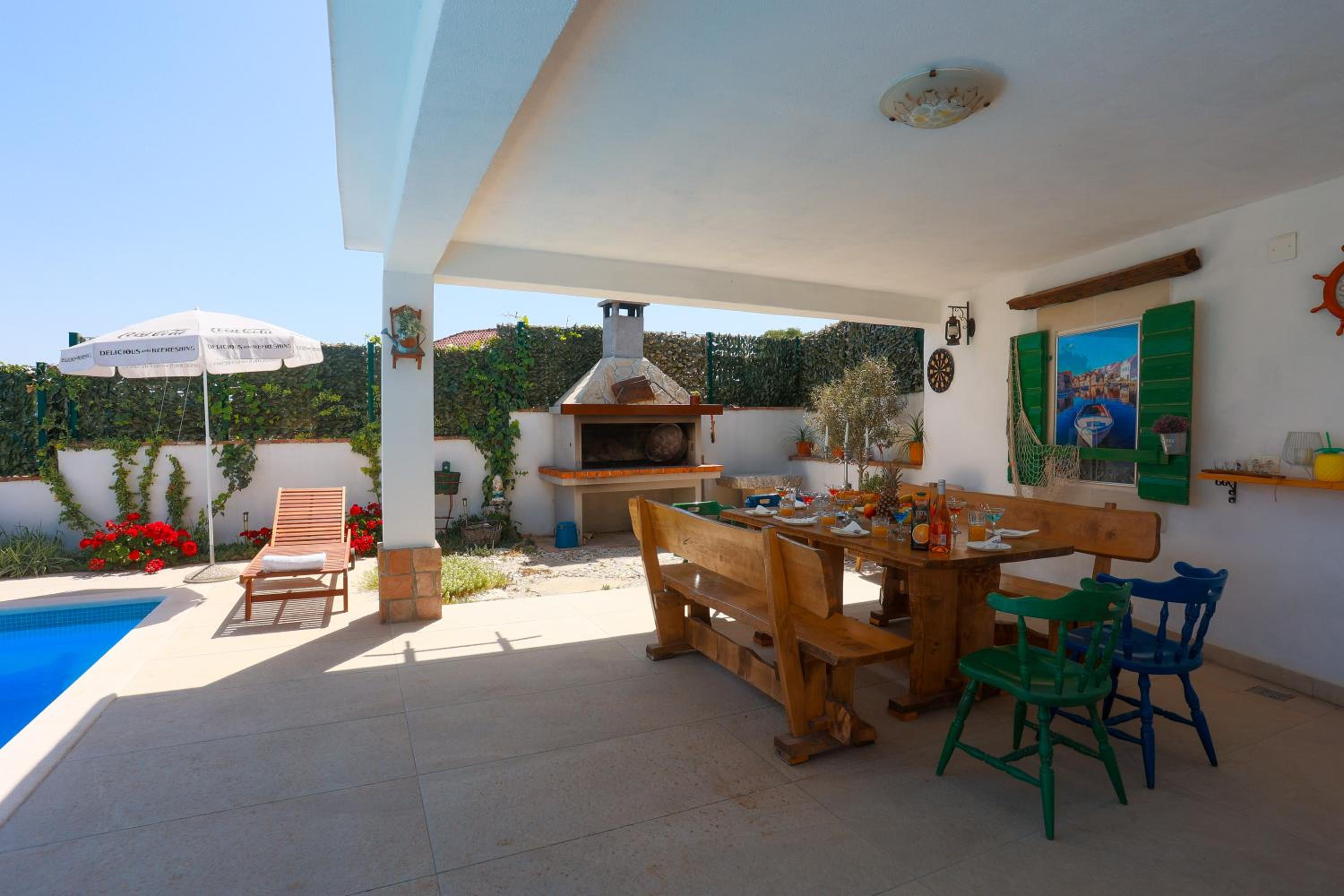 Hotel Villa Marela with Heated Swimming Pool - Image 1