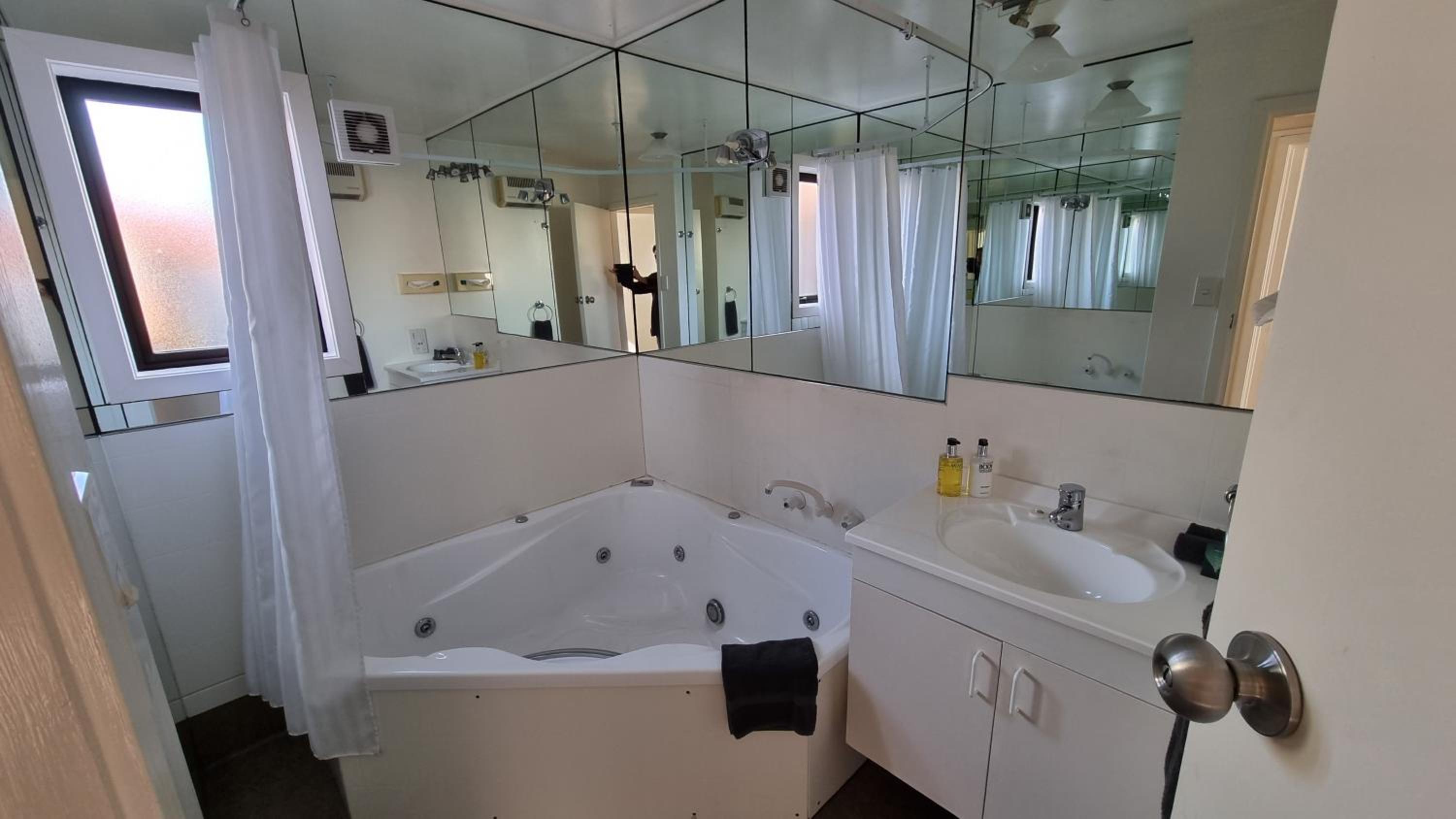 755 Regal Court Motel