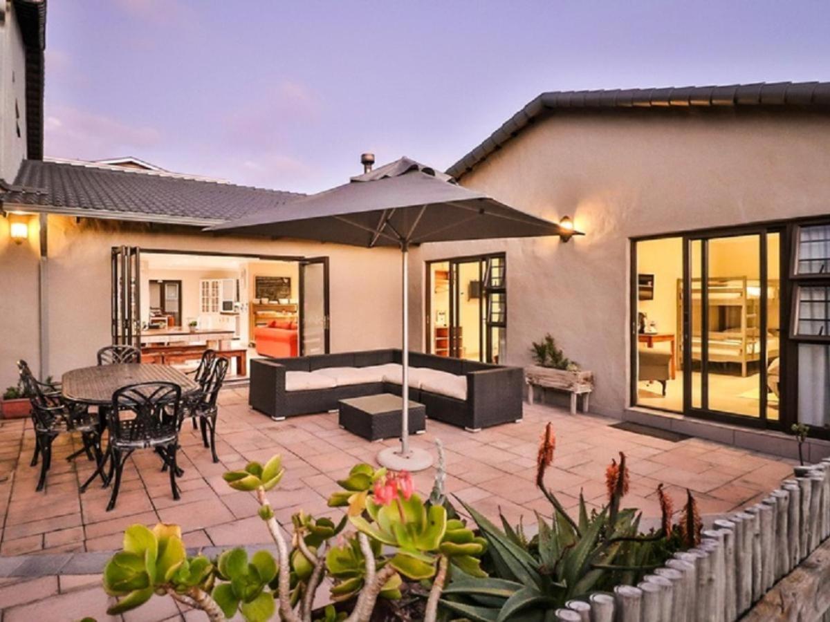 Afrovibe Beach Villa