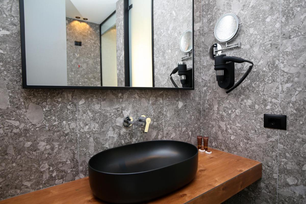 Nobus Hotel & Spa 39