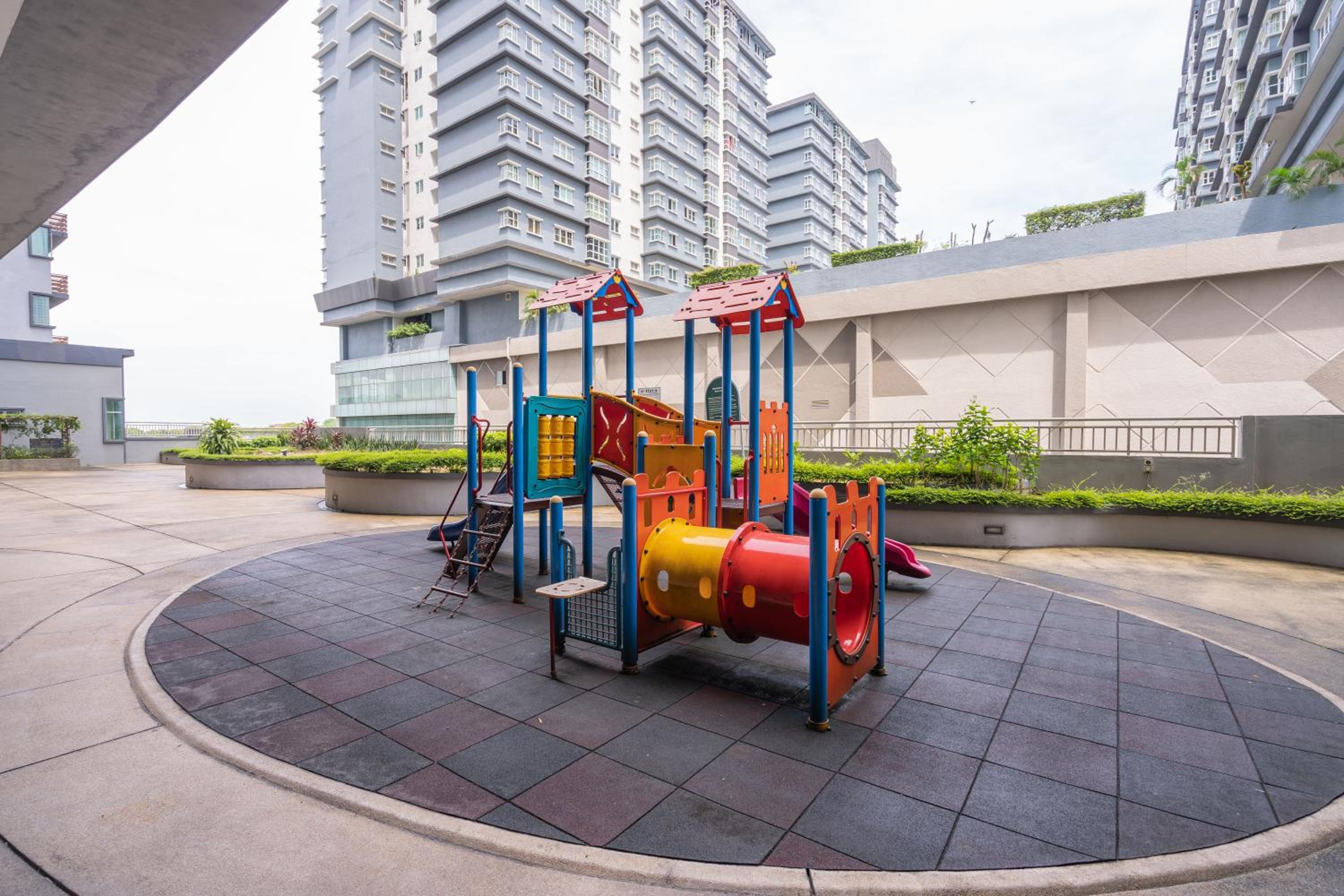 Cozy 2-bedroom for 4 pax with Pool - Subang Jaya photo 4