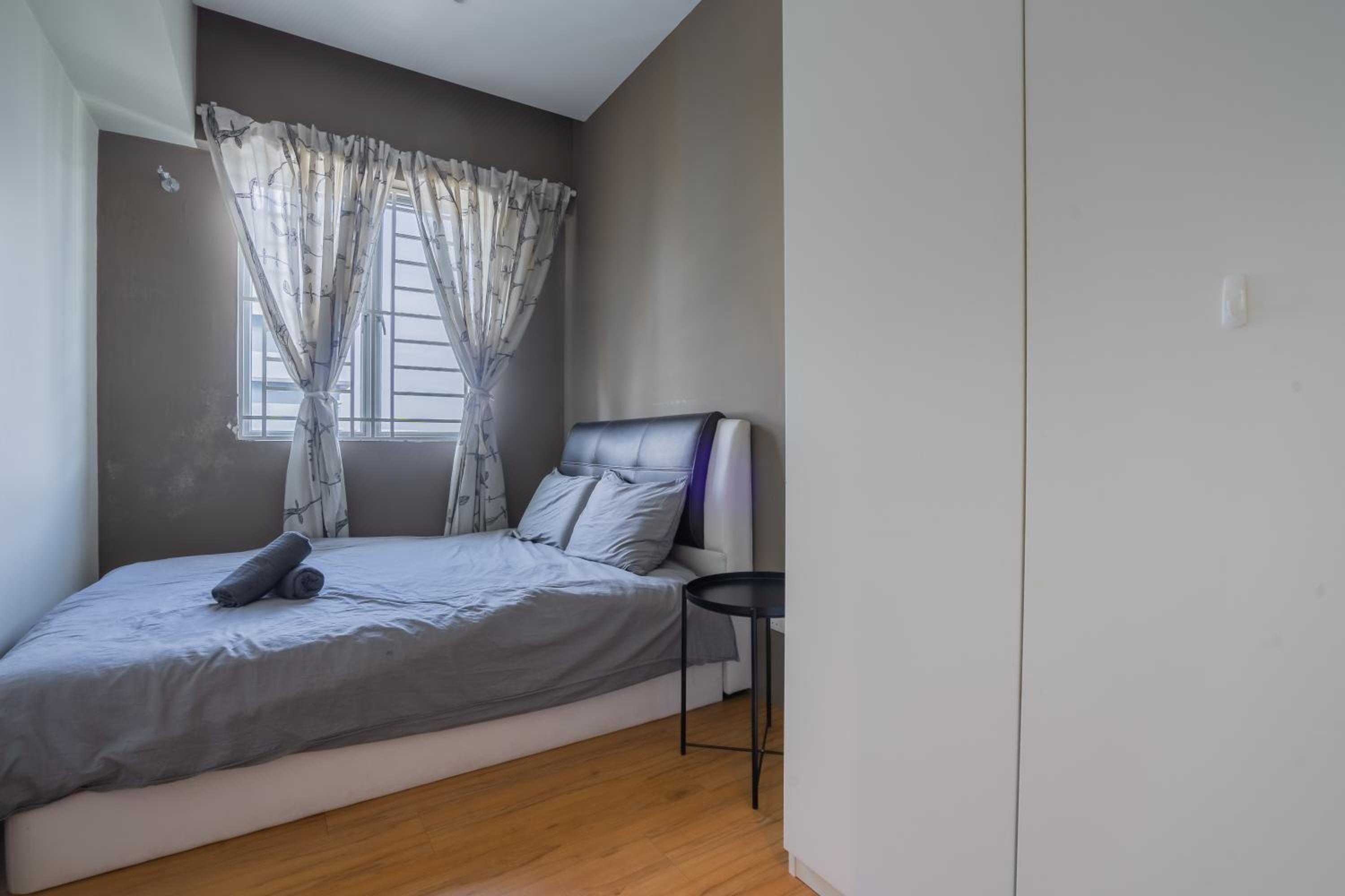 Cozy 2-bedroom for 4 pax with Pool - Subang Jaya view 2
