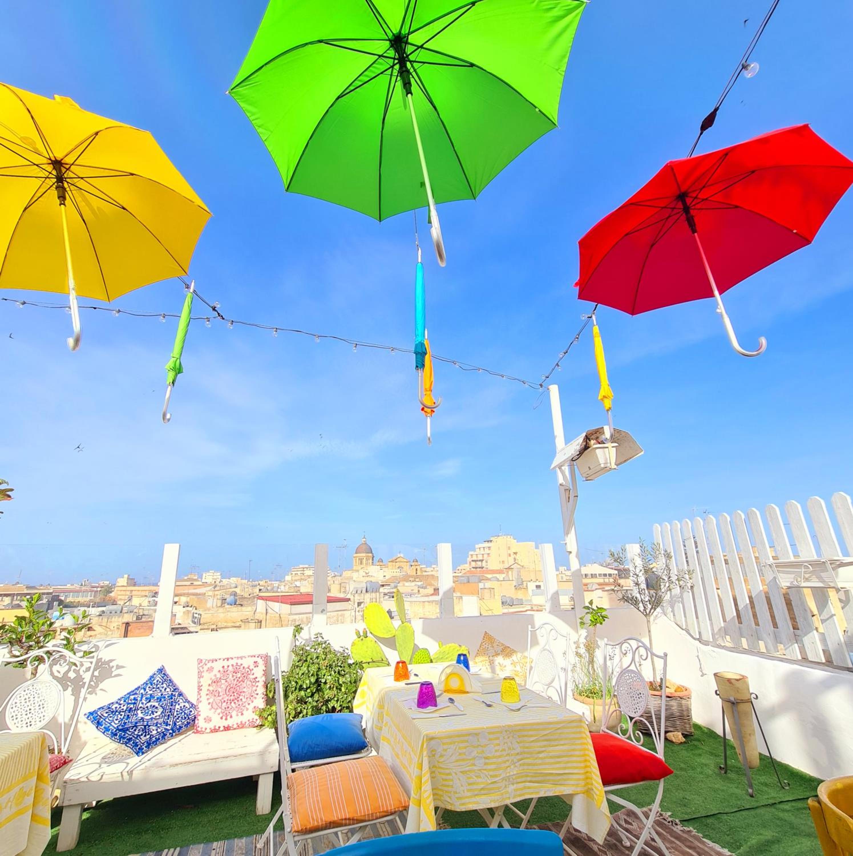 Hotel Due Passi Dal Centro - Image 1