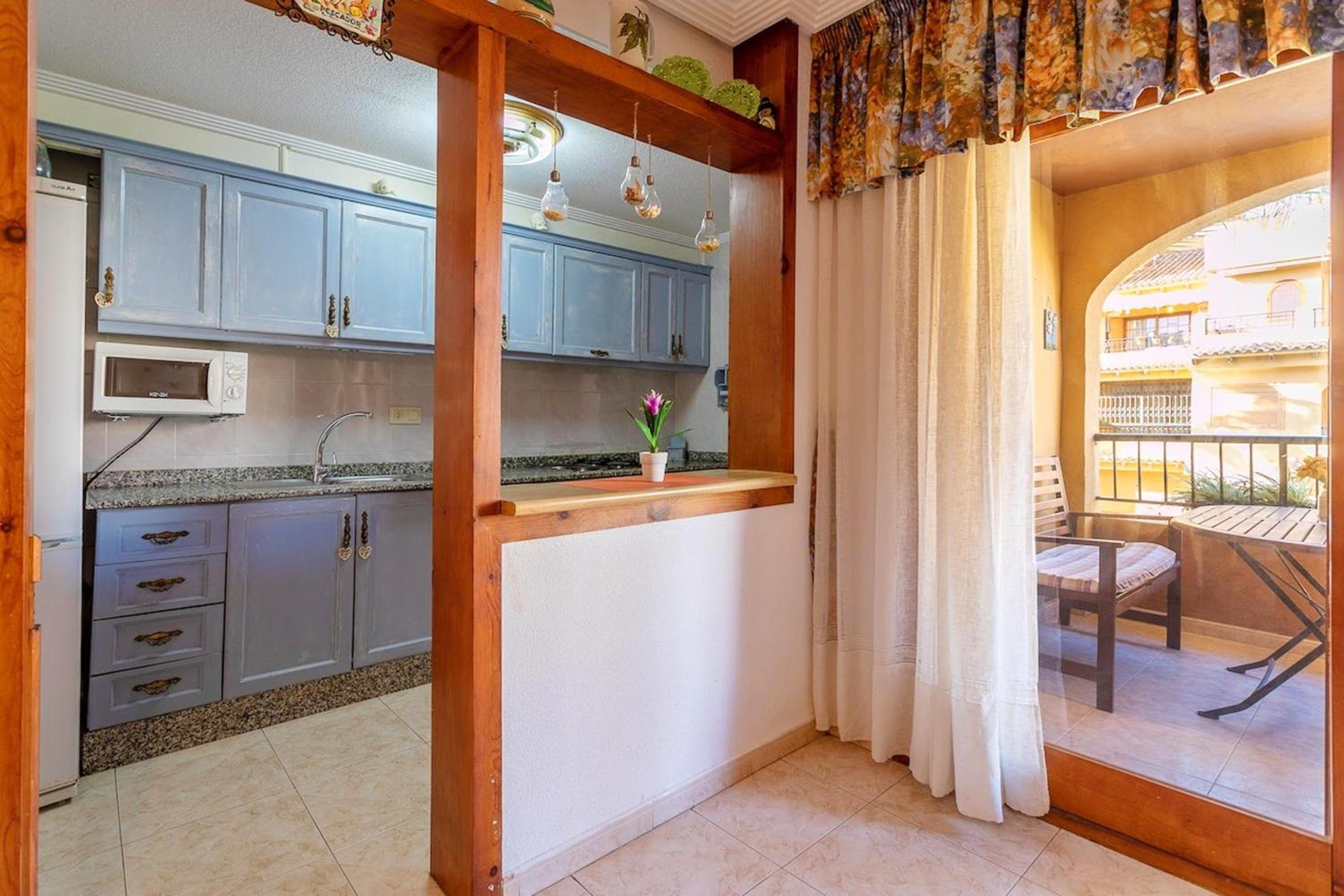 Spacious apartment with sea view in La Mata - 75 m² - Pool
