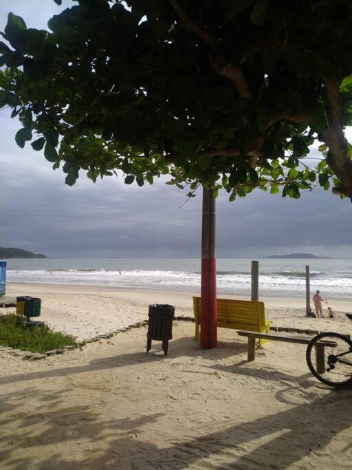 Apto 80m da Praia Grande vista mar!