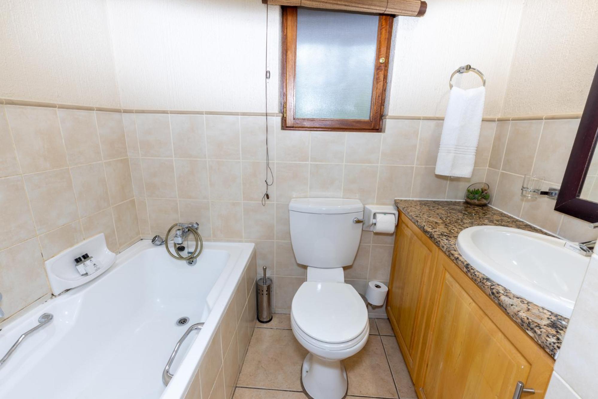 Hazyview Vacations - Legend Safaris 257A - in Kruger Park Lodge - Property Image 24