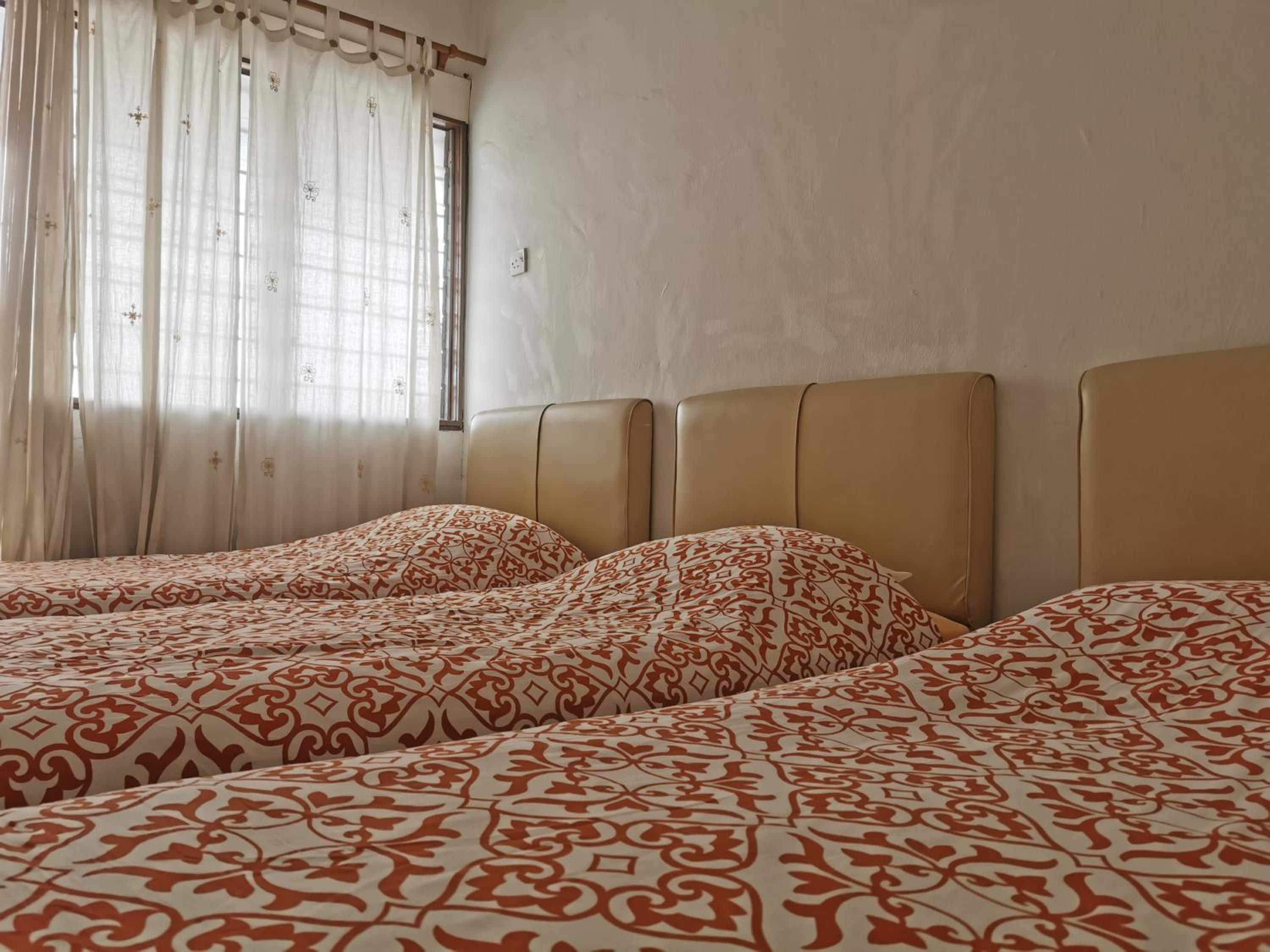 Cheerful 4-Bedrooms Residents Home photo 7