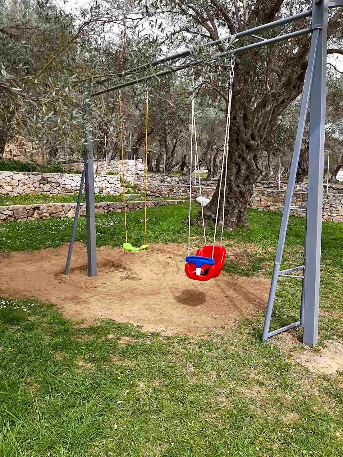 Stonehouse in Olives view 2