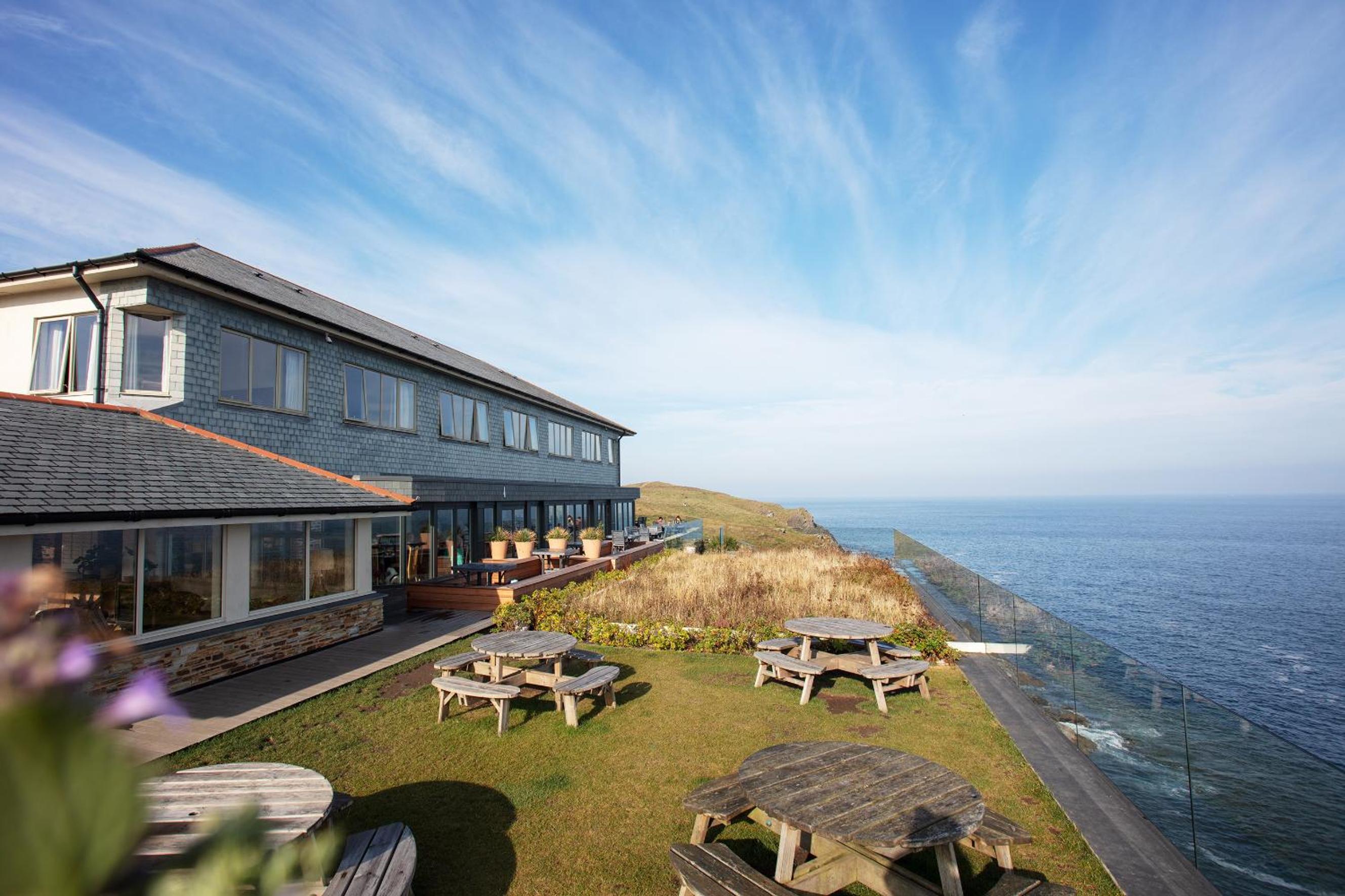 The Lewinnick Lodge