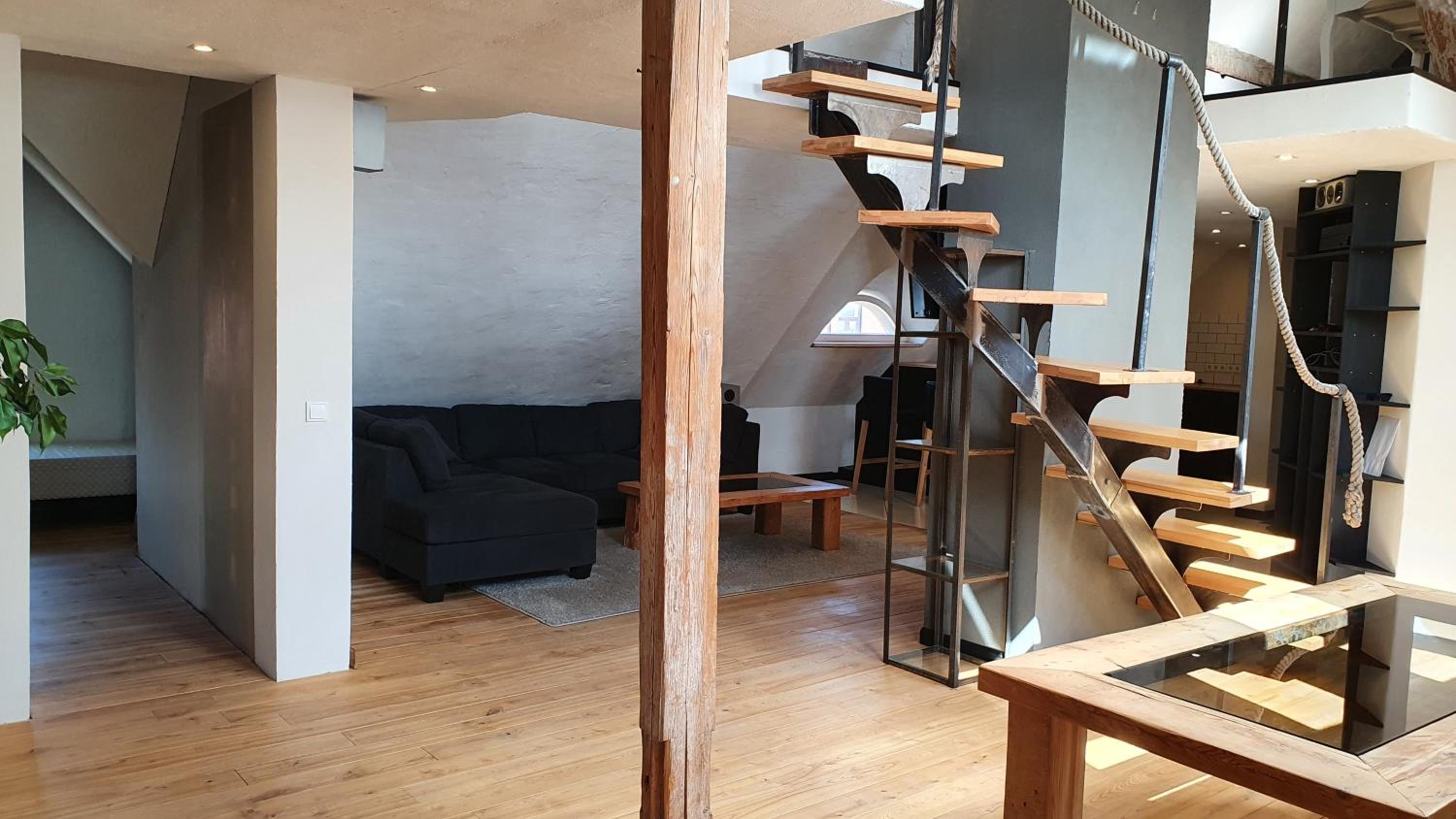 Posti Apartment view 5