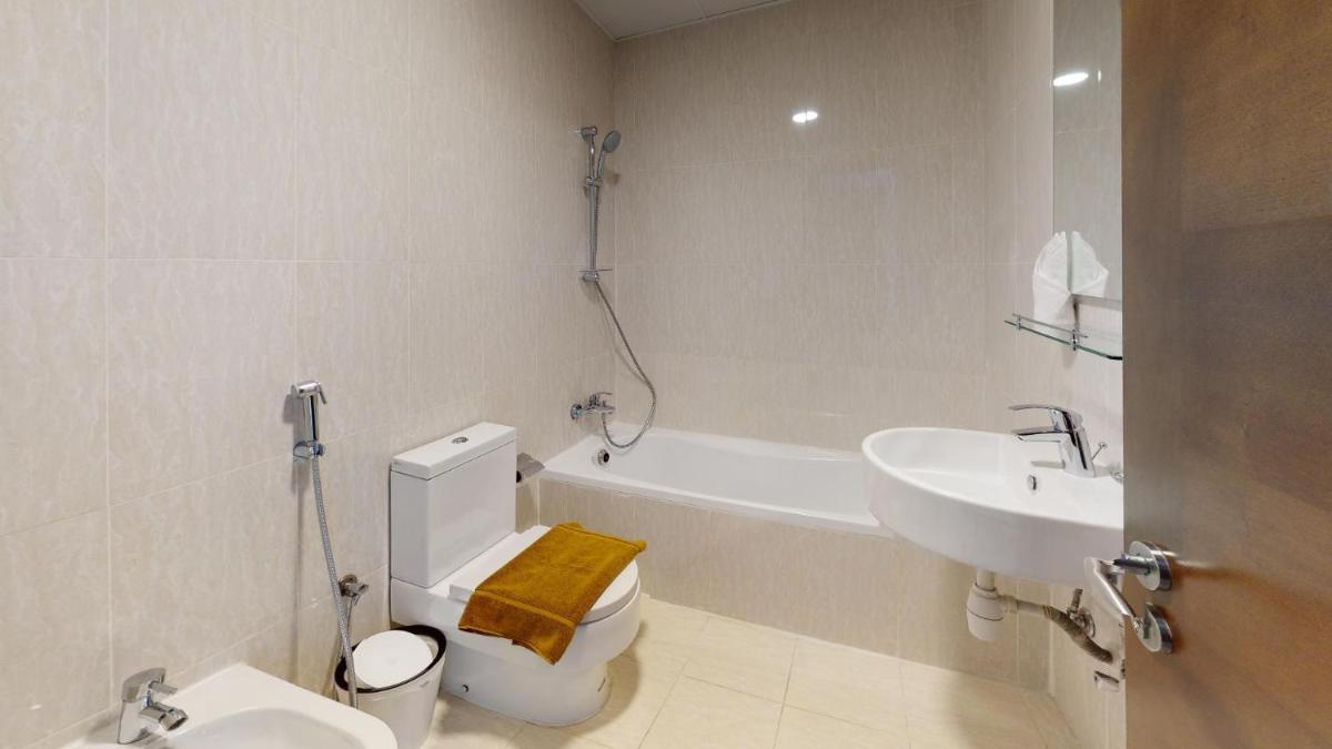 Hometown Apartments Trendy One Bed Apt in Ontario Tower