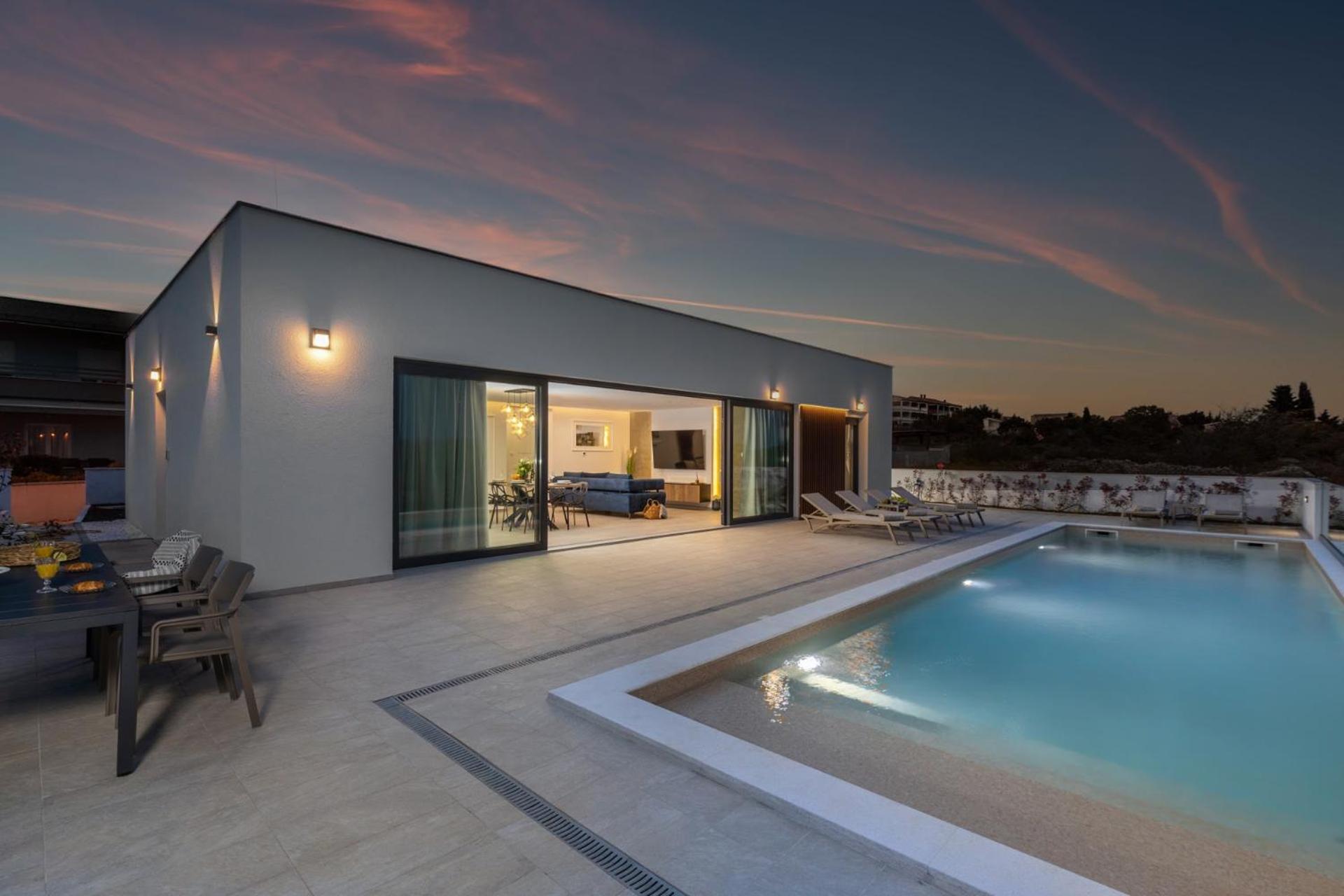 Villa Coralis With Heated Pool view 2