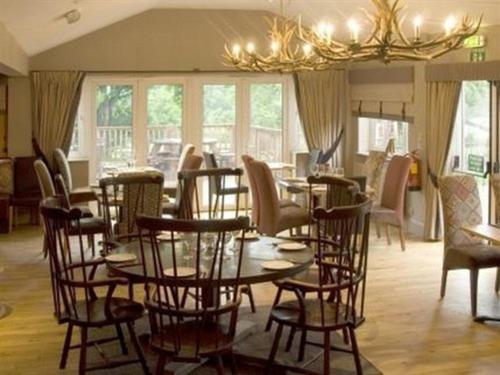 Guildford Vacations - The Percy Arms - Property Image 3