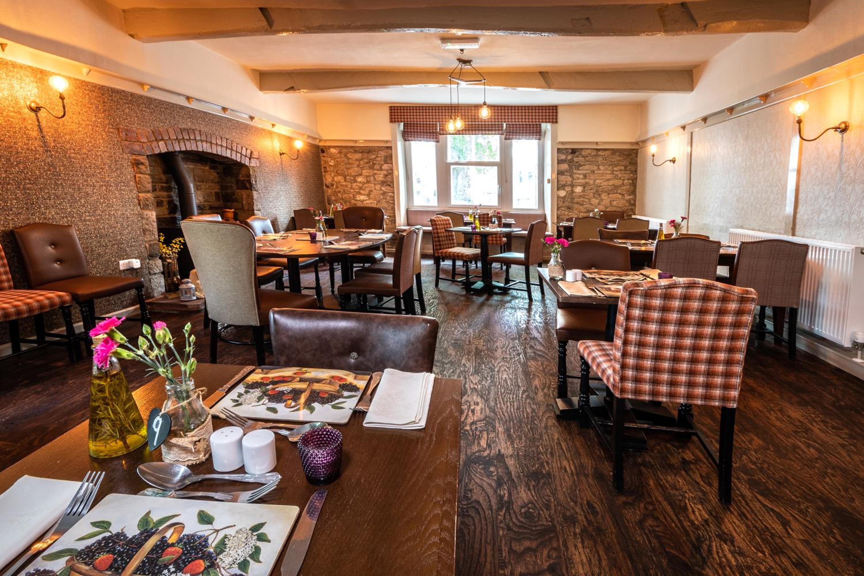 Maypole Inn 27
