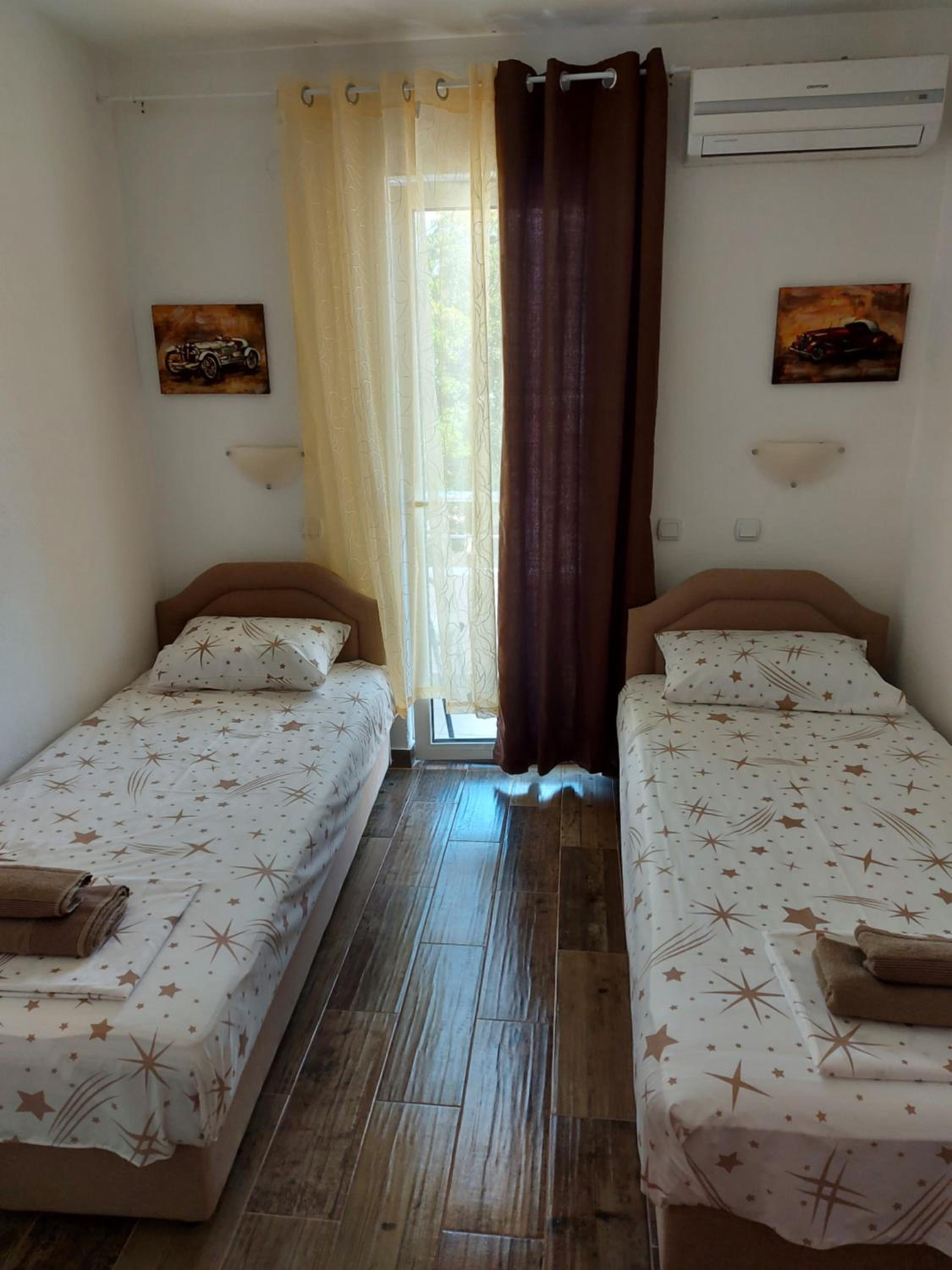 Villa Lyudmila photo 2