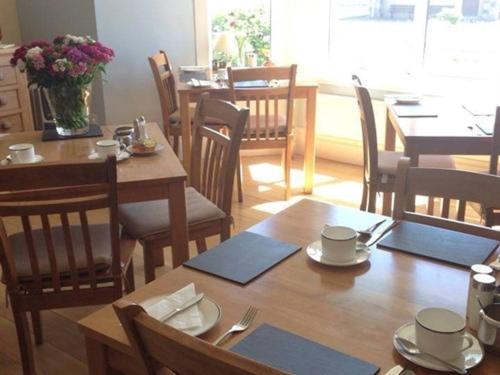 Glanllifon Bed and Breakfast