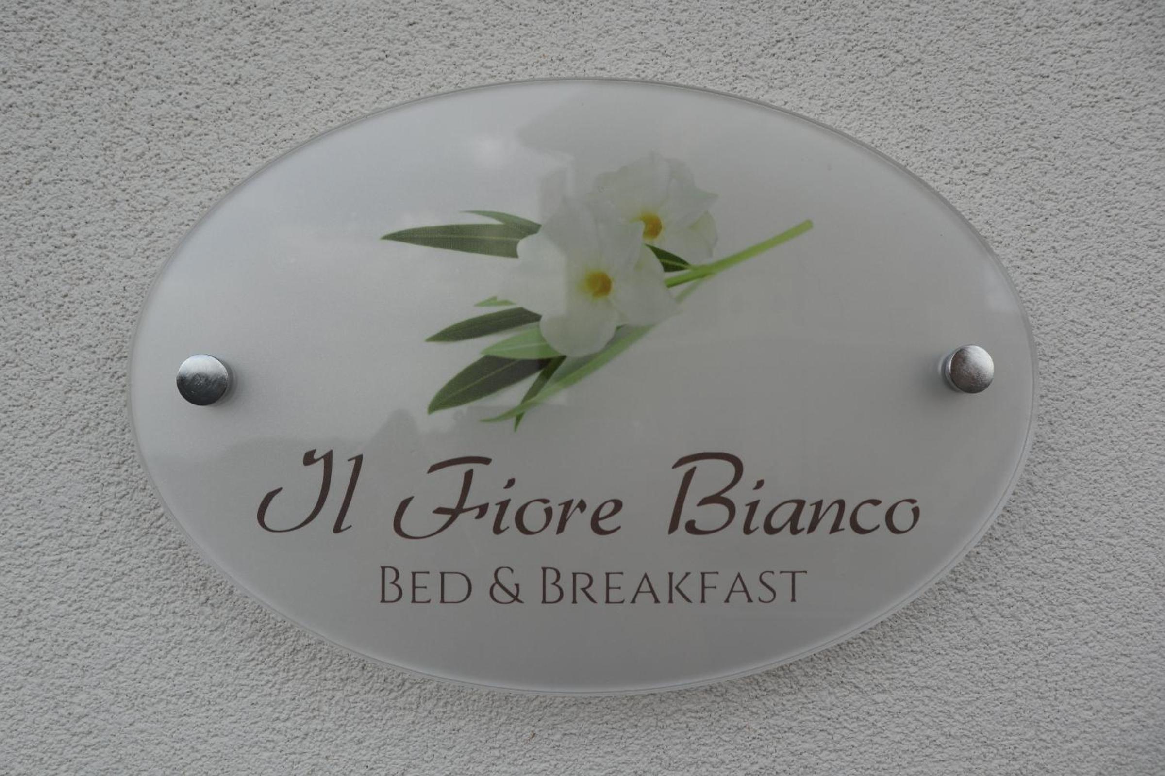 Il Fiore Bianco view 2