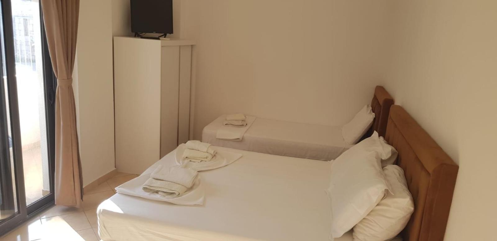 Apartments Villa Dovinefa