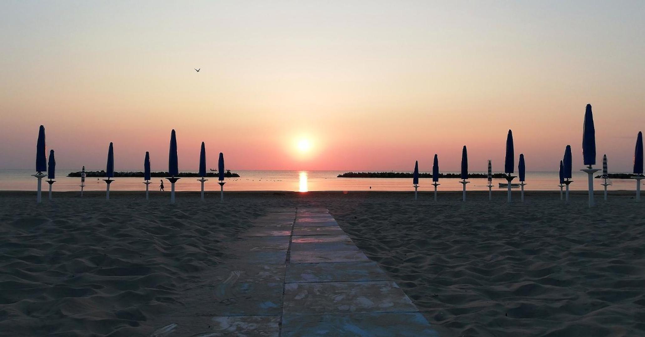 BLU CORALLO view 4