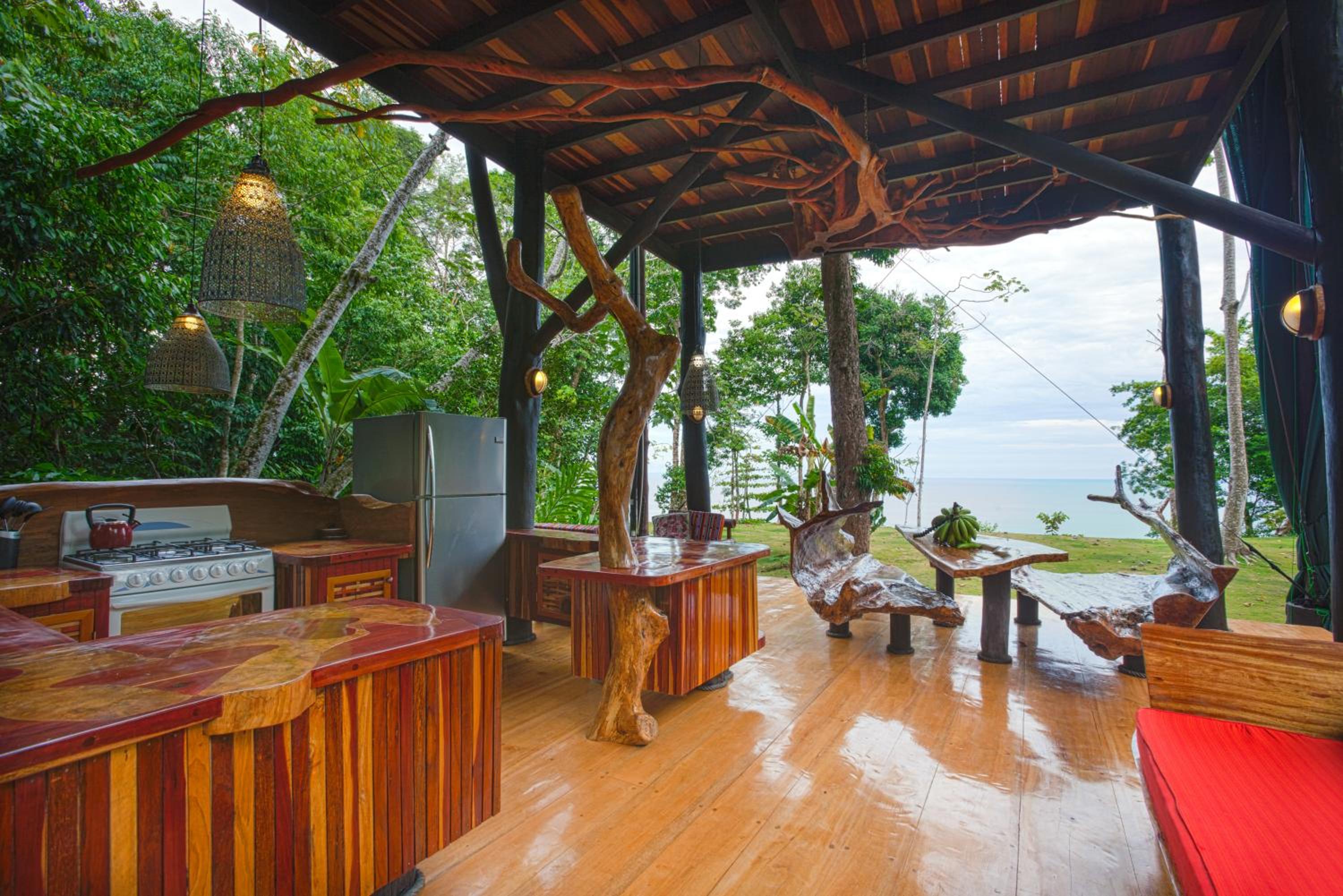 Modern Tropical Bungalow magic ocean views