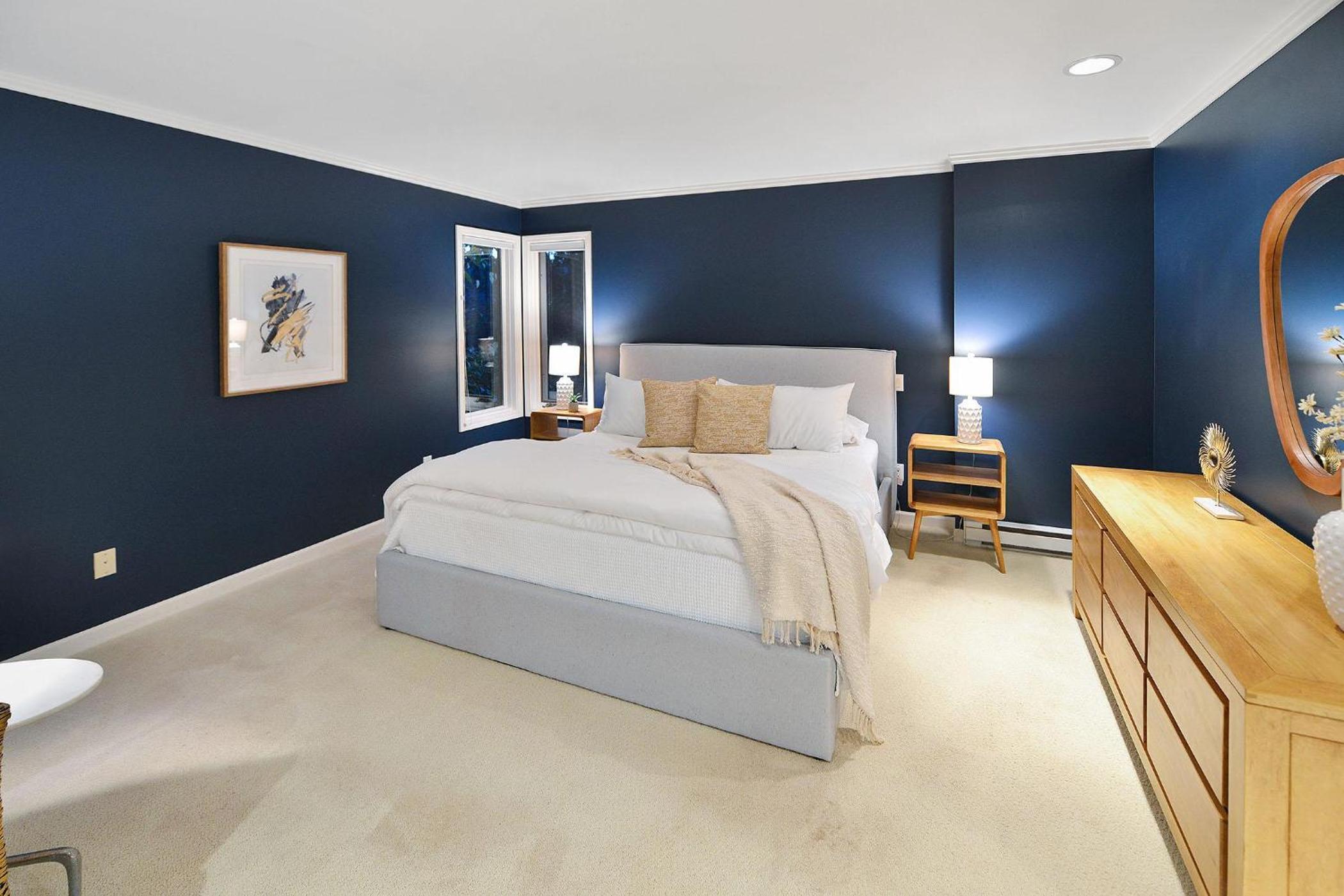 Beachside Living Cherry Point by EMR Vacation Rentals