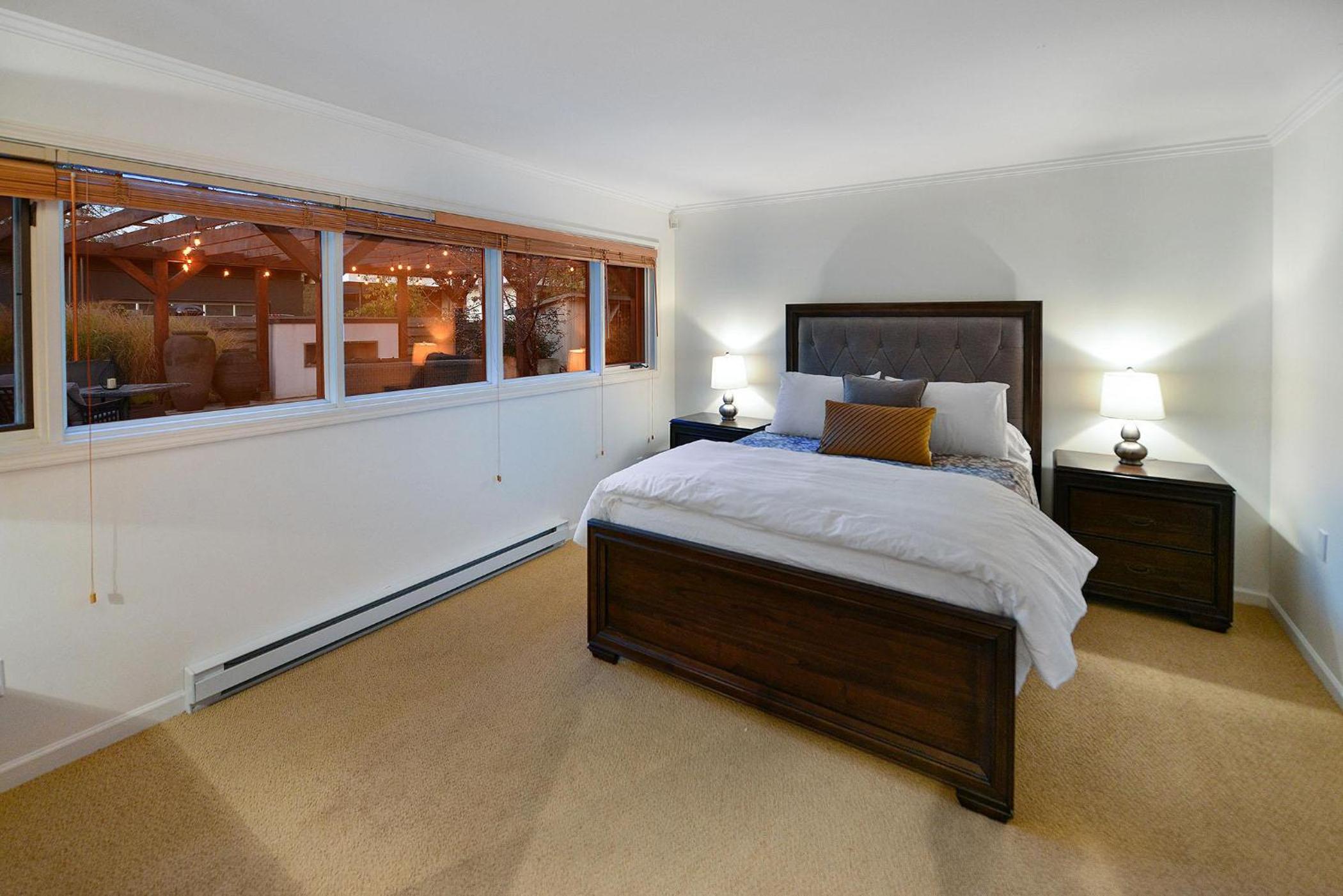 Beachside Living Cherry Point by EMR Vacation Rentals