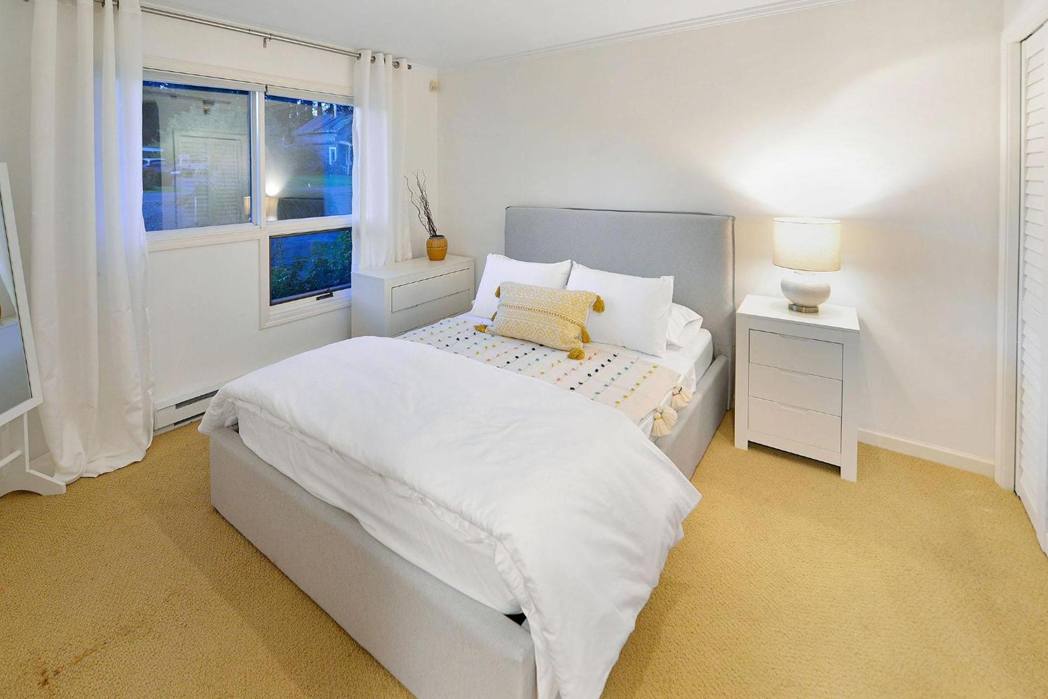 Beachside Living Cherry Point by EMR Vacation Rentals