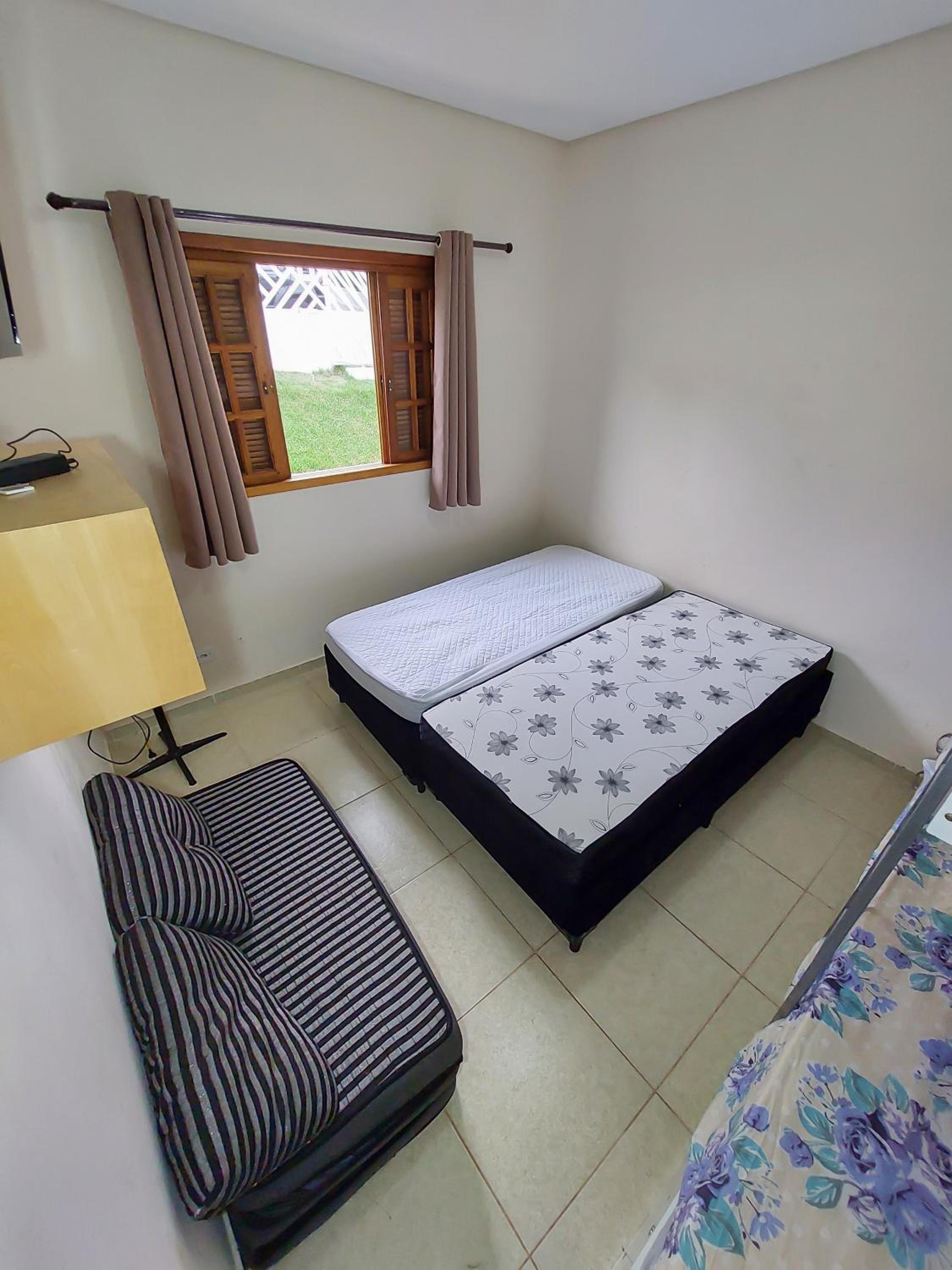 Piscina Climatizada - Chácara em Condominio