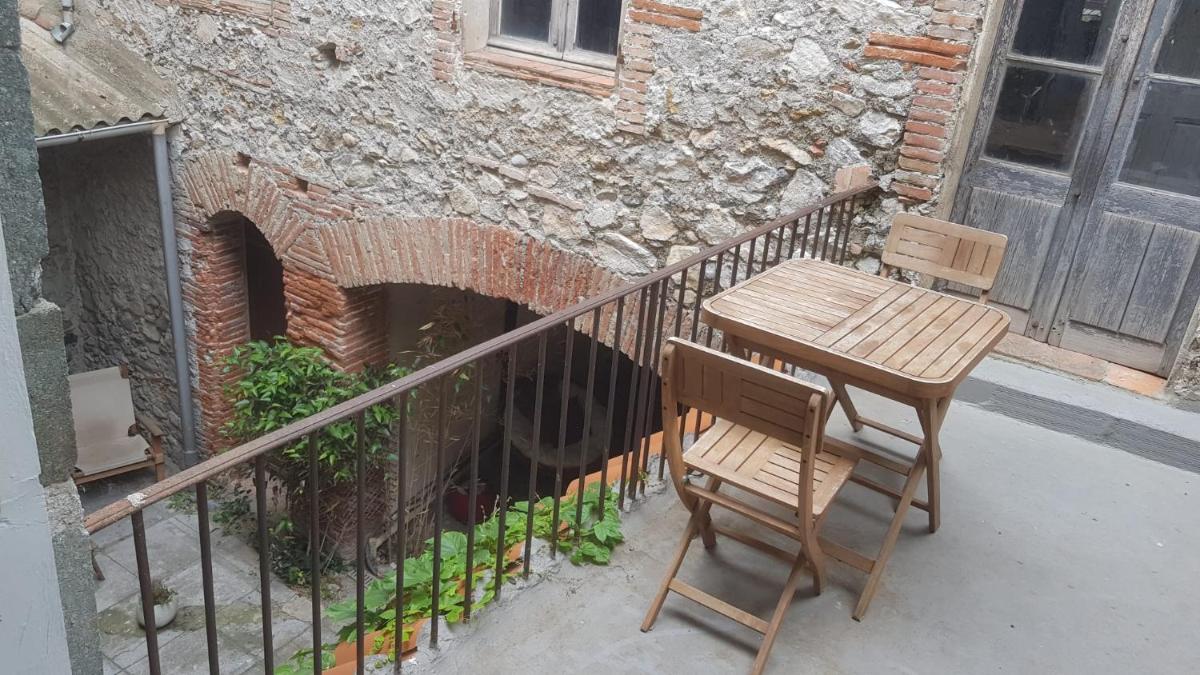 Love room Perpignan donjon 35mn de Perpignan view 4