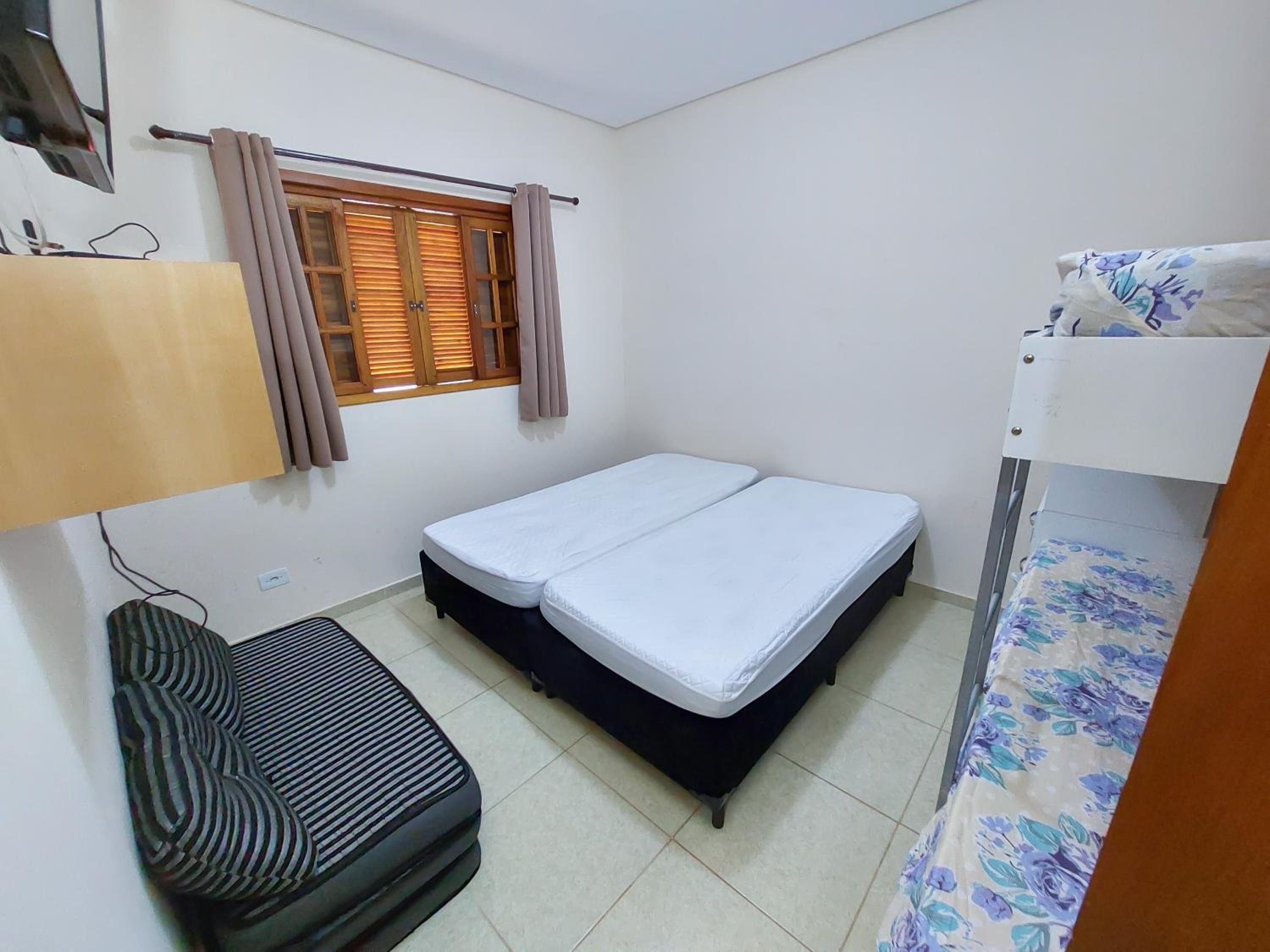 Piscina Climatizada - Chácara em Condominio