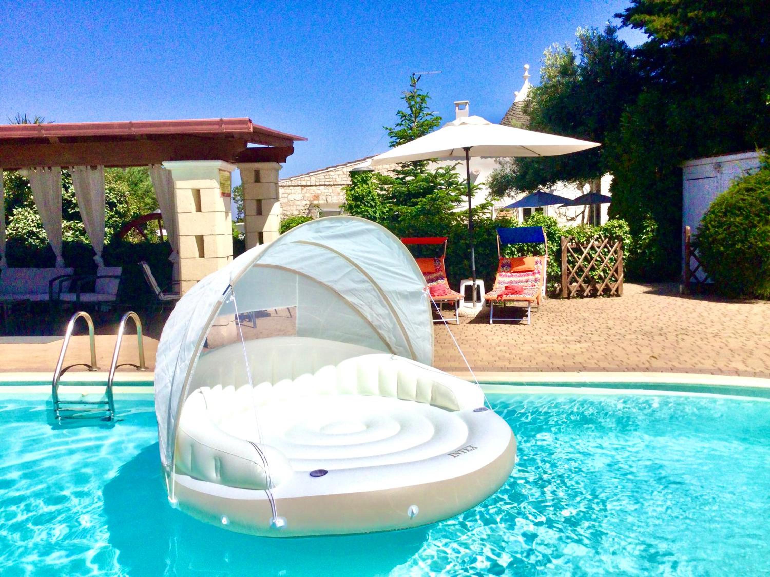 Mirella Charming photo 3