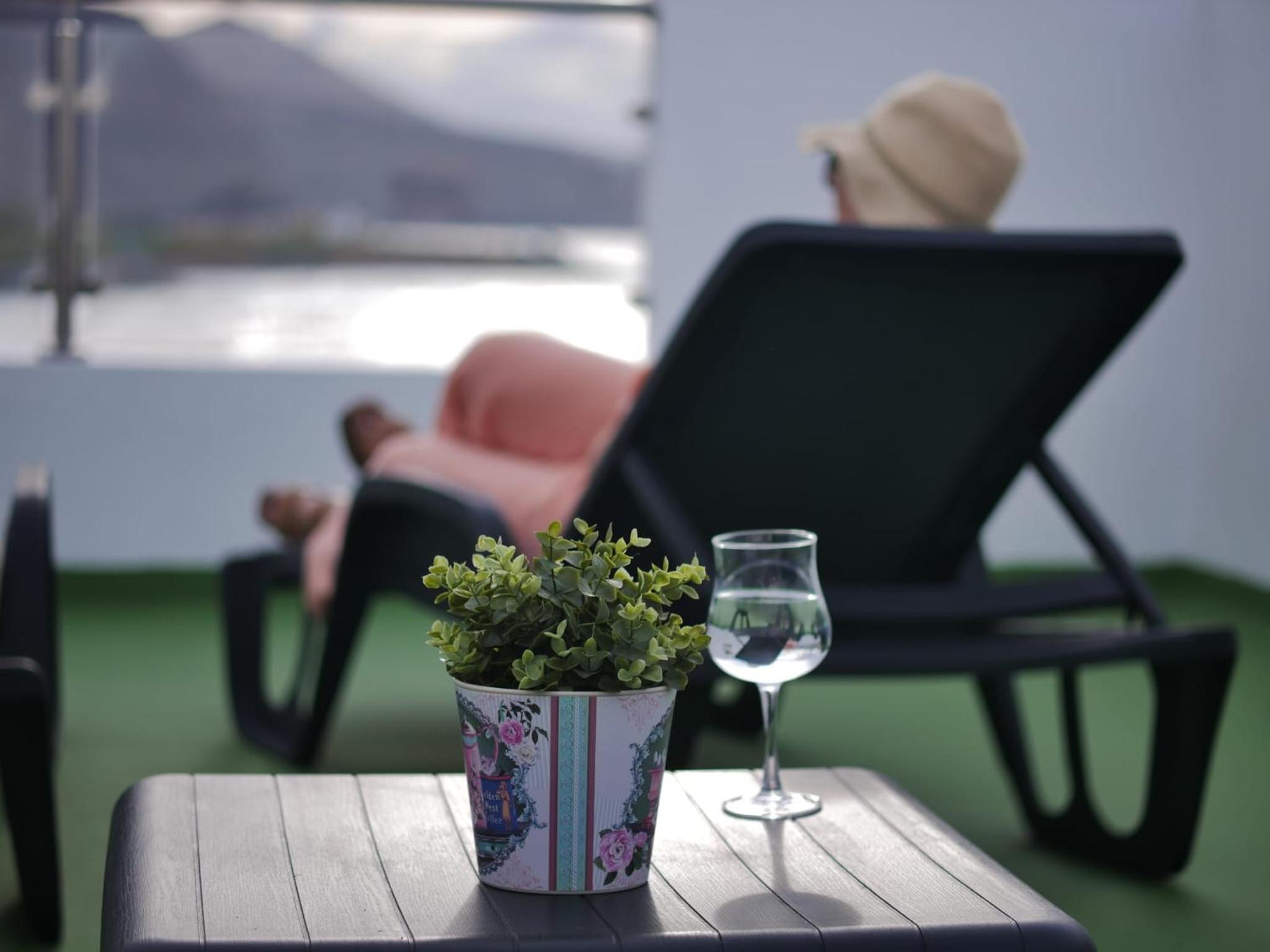 lounge