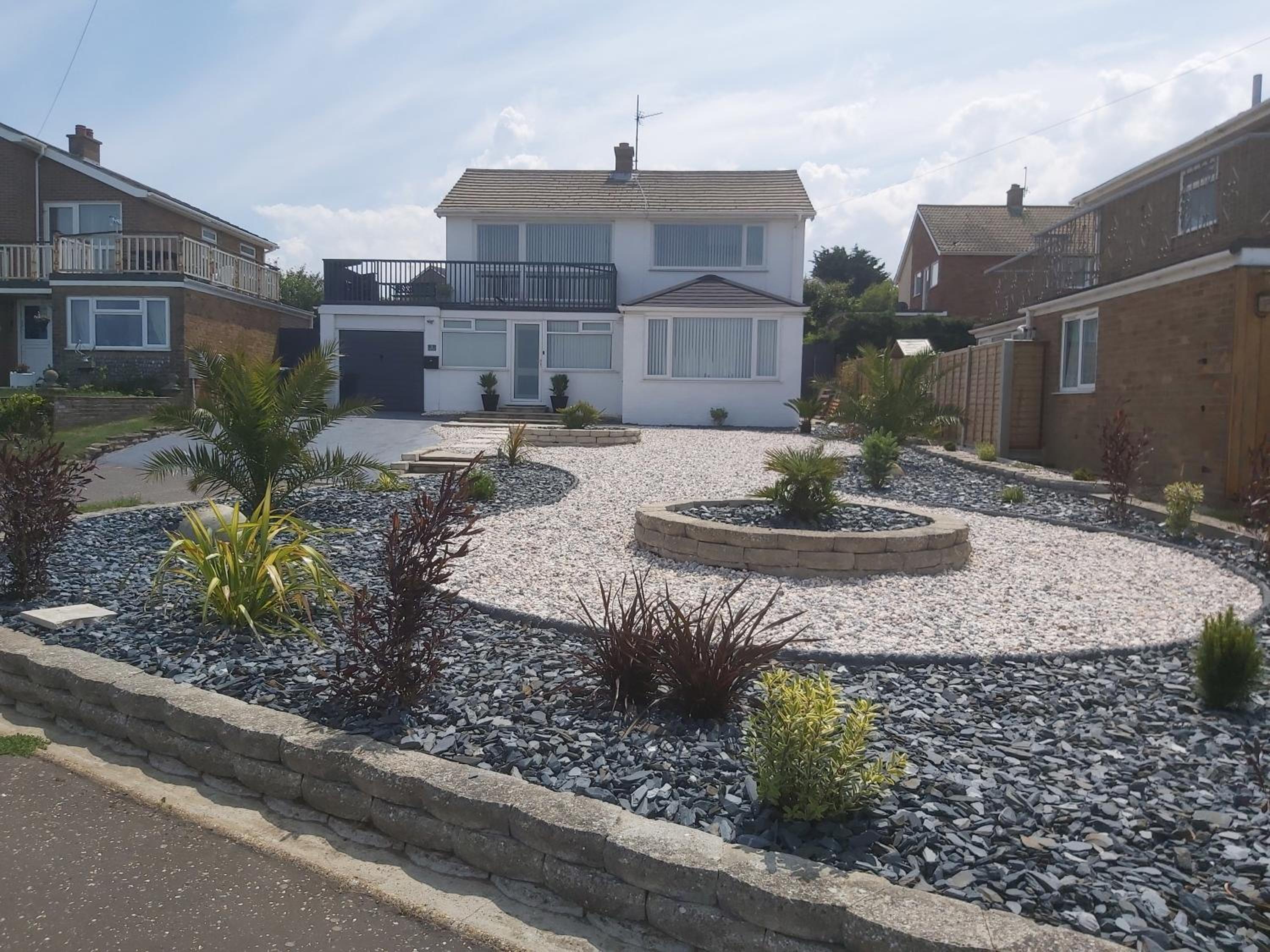 Detached House with Panoramic Sea Views view 5