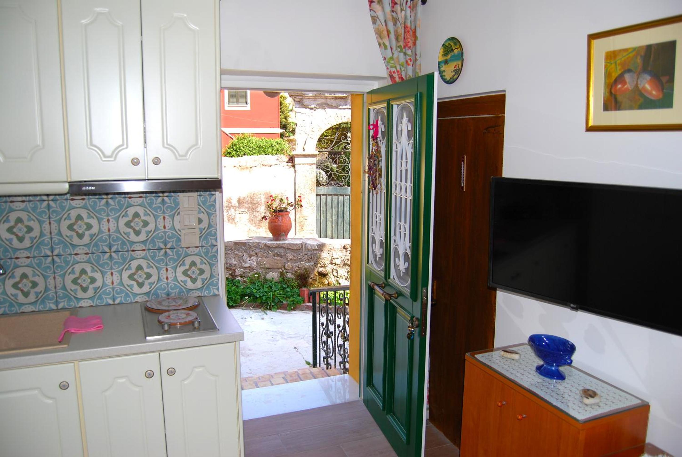 Photo 16