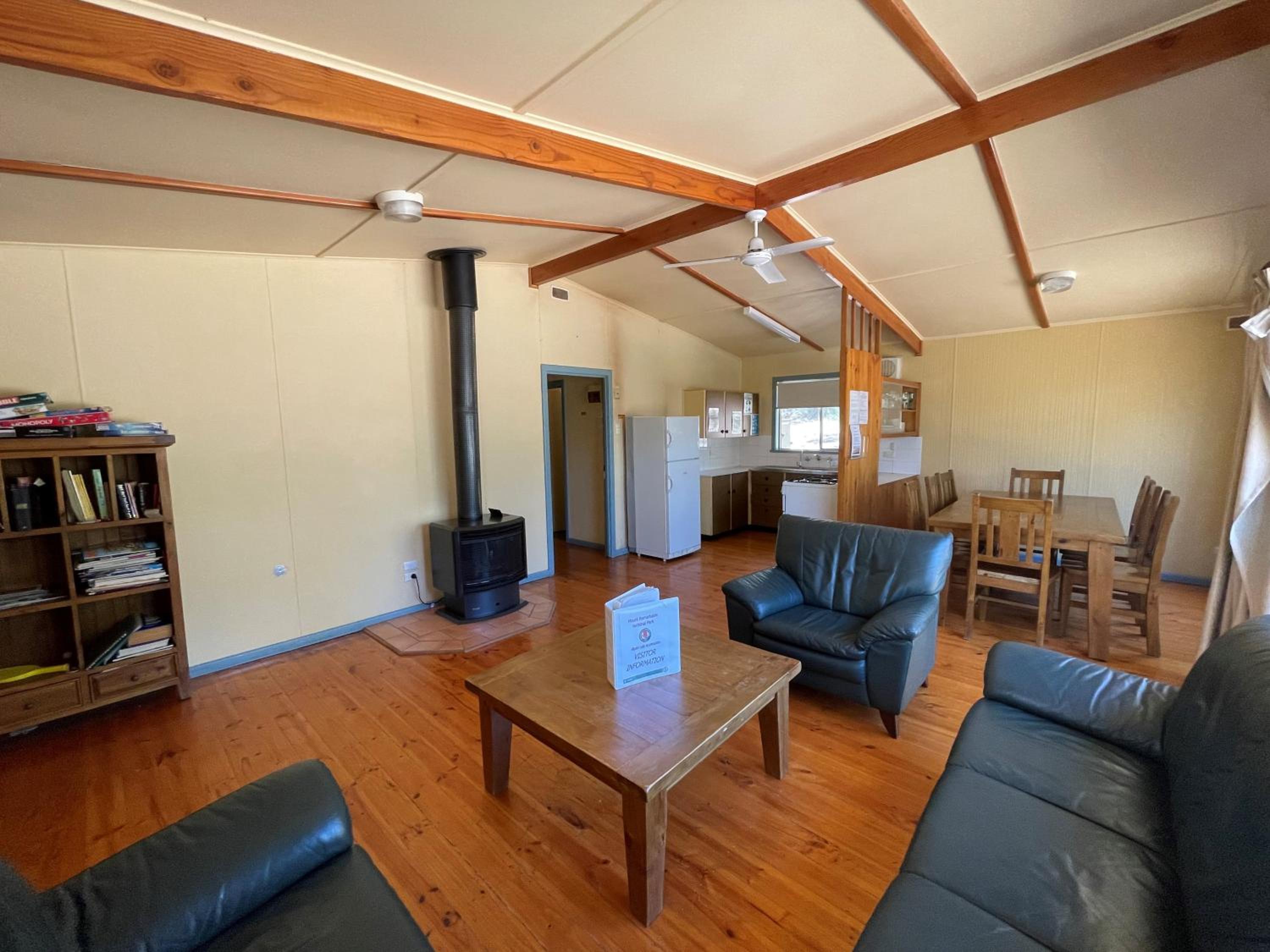Alligator Lodge - Mount Remarkable National Park