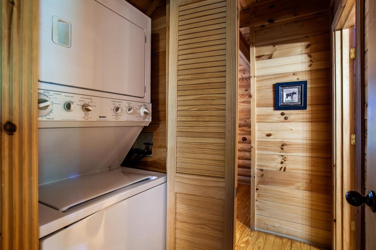 The Alpenhaus Hot Tub Game Room and Fireplace