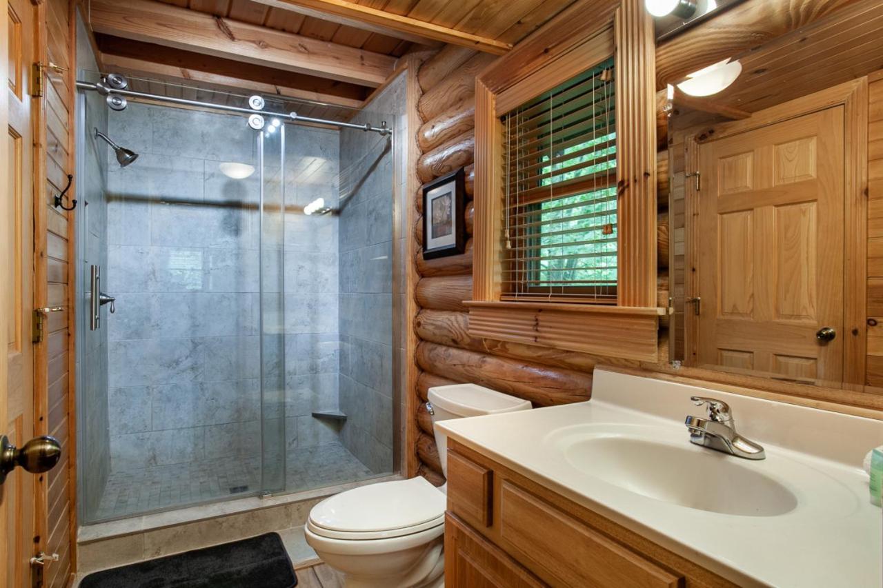 The Alpenhaus Hot Tub Game Room and Fireplace