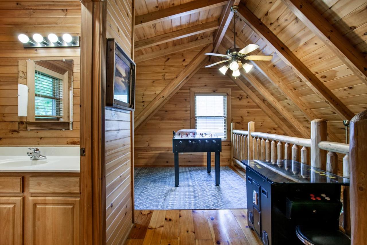 The Alpenhaus Hot Tub Game Room and Fireplace