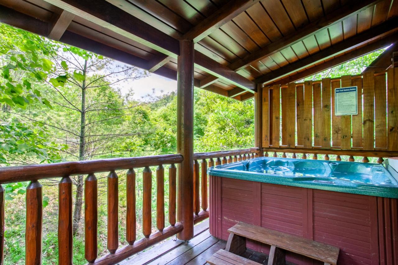 The Alpenhaus Hot Tub Game Room and Fireplace