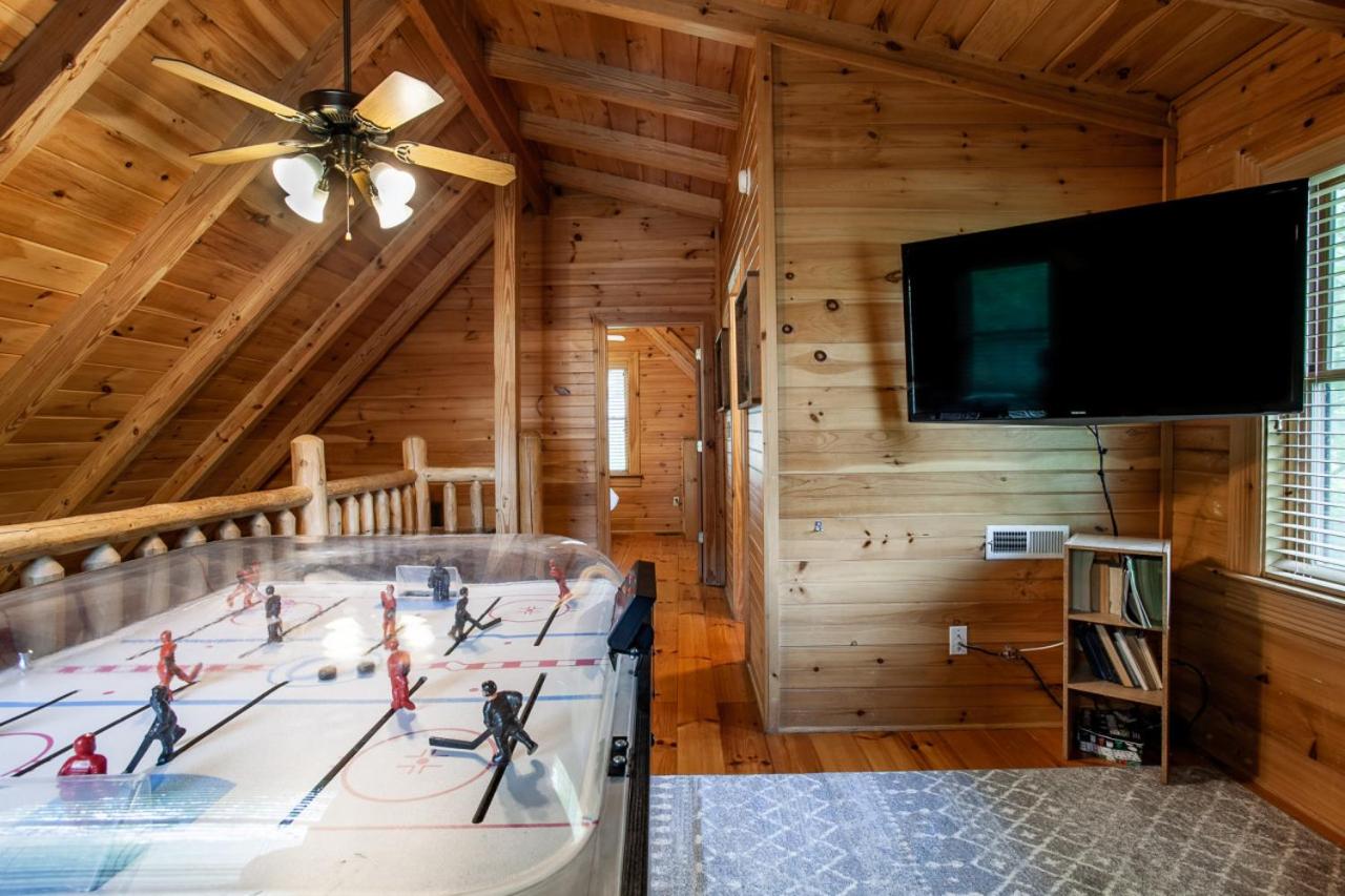 The Alpenhaus Hot Tub Game Room and Fireplace